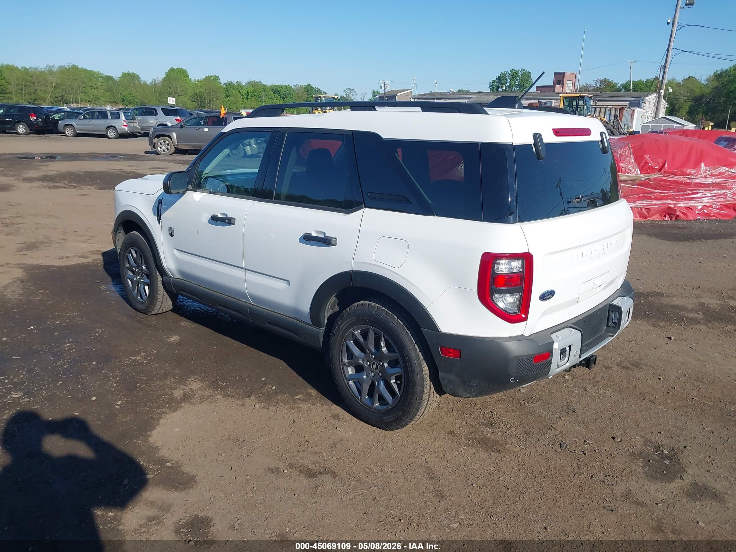 FORD BRONCO image 3