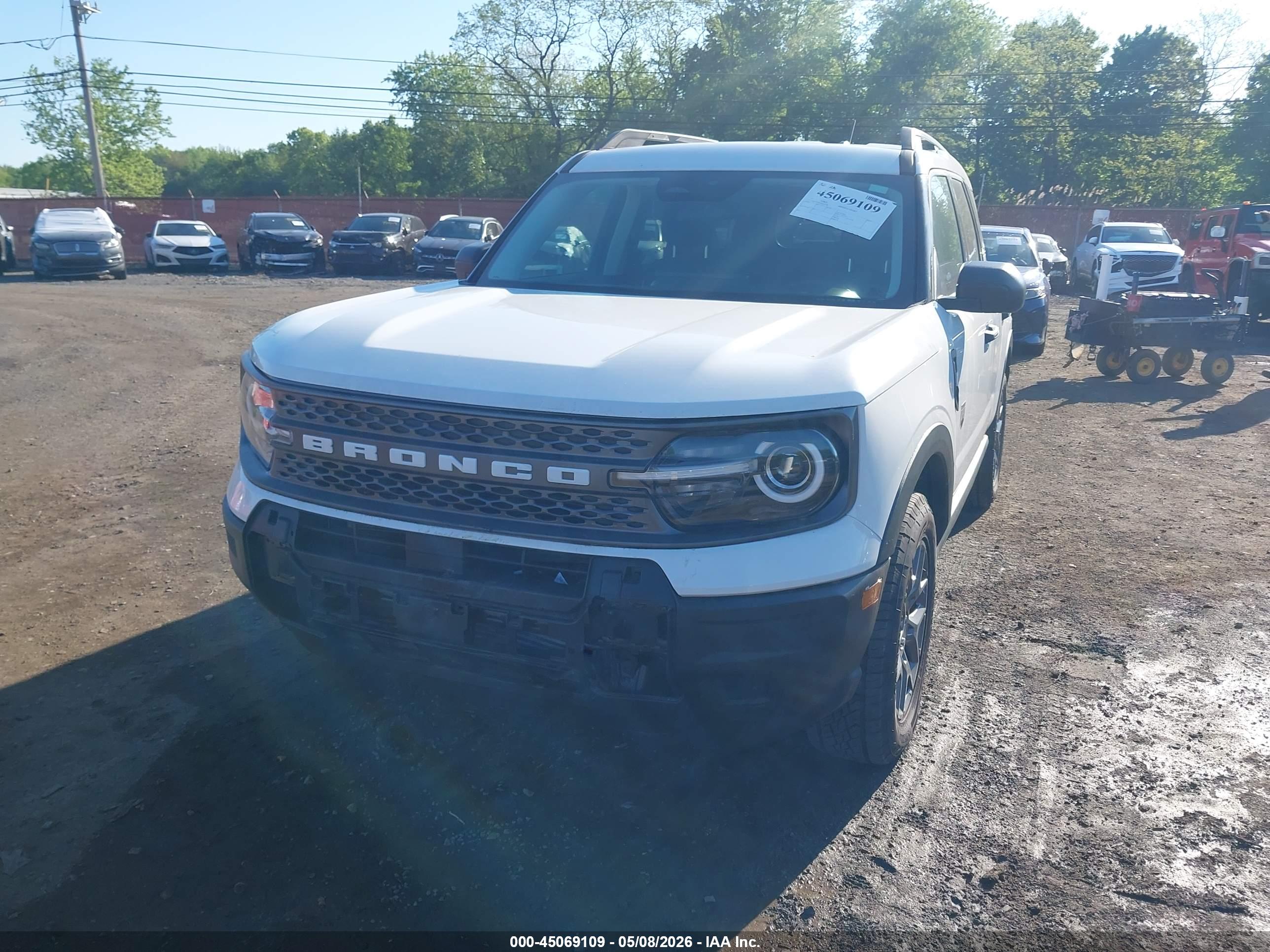 FORD BRONCO image 6