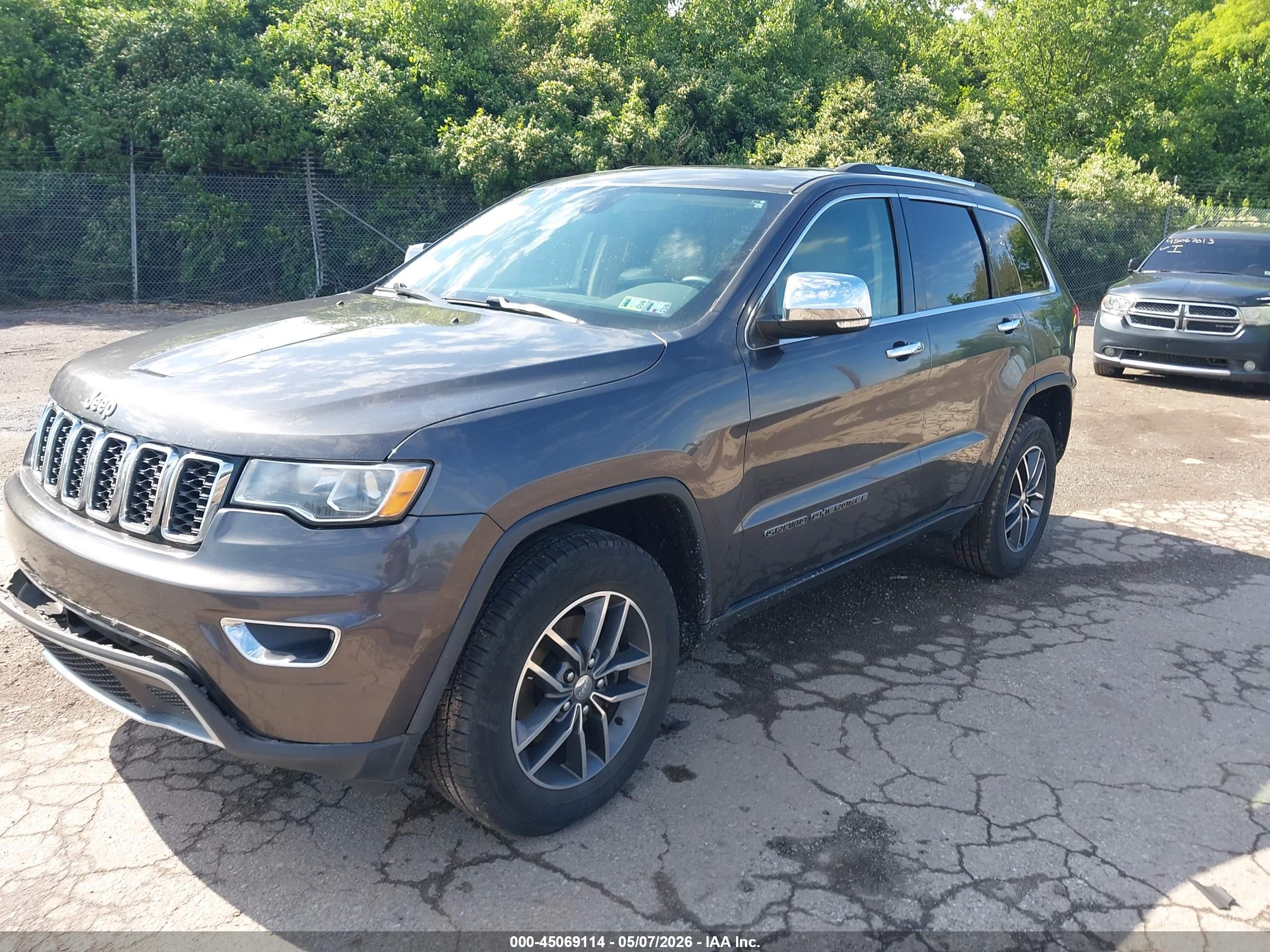 JEEP GRAND image 2