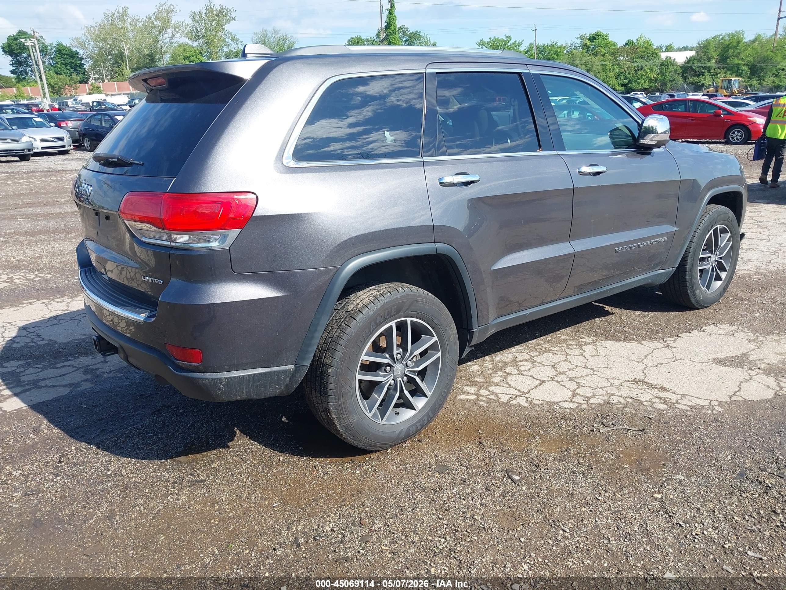 JEEP GRAND image 4