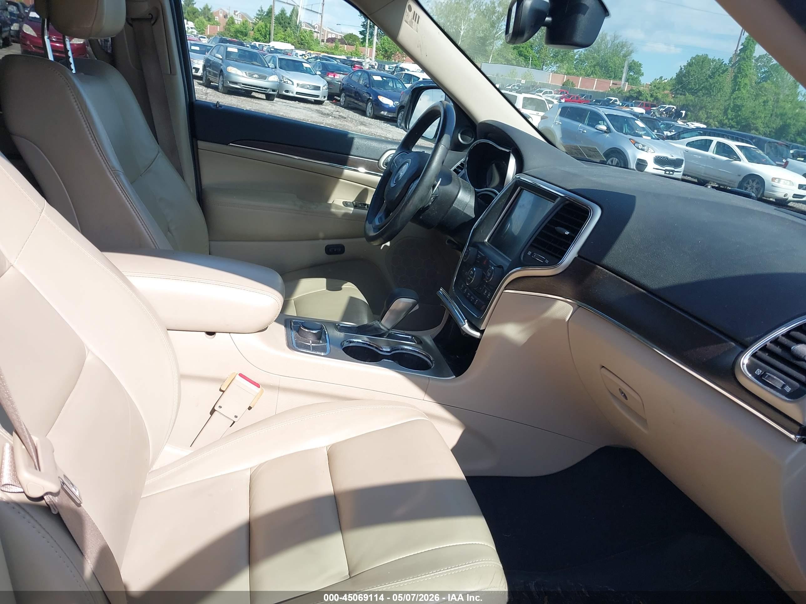 JEEP GRAND image 5