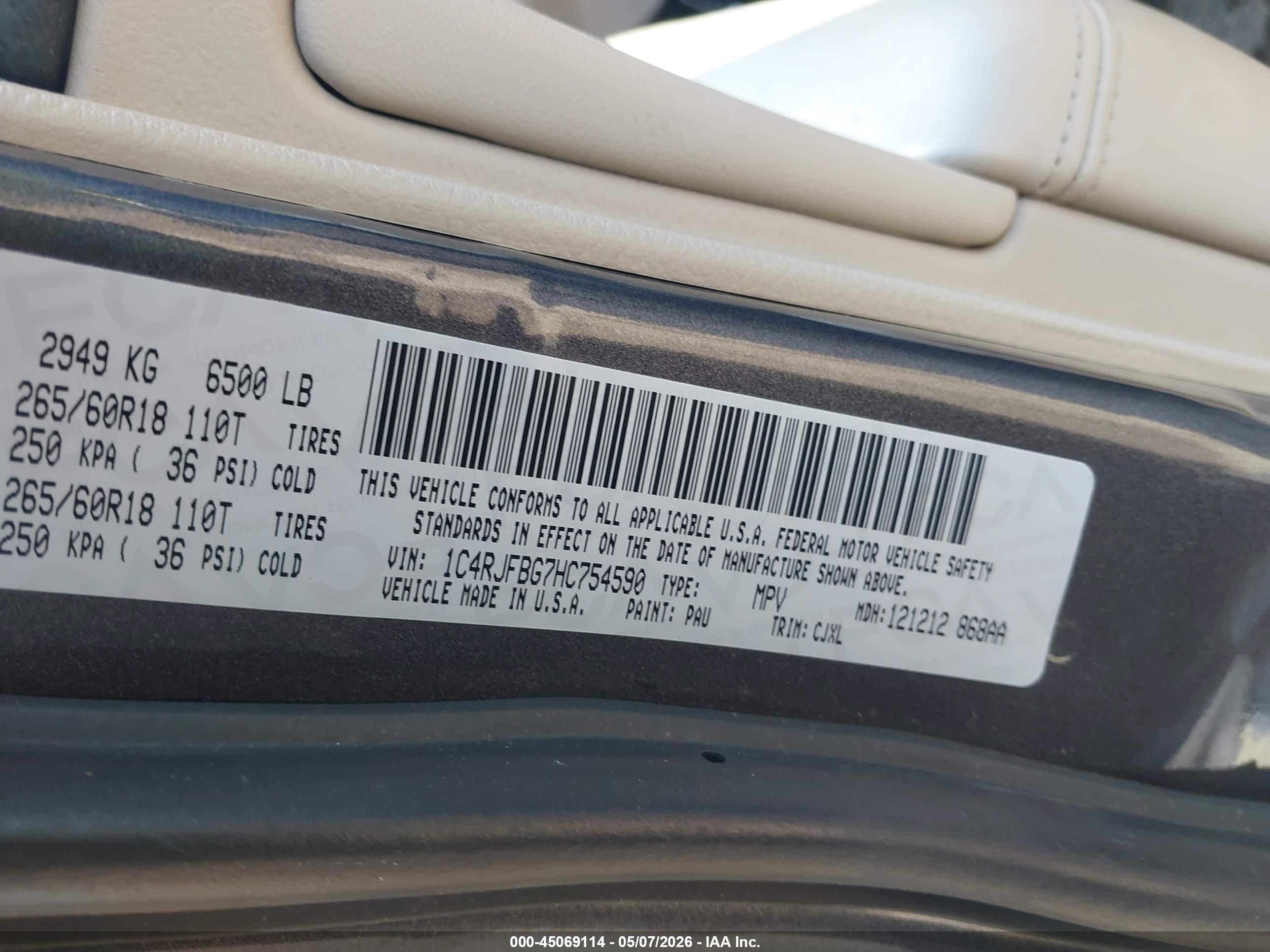 JEEP GRAND image 9