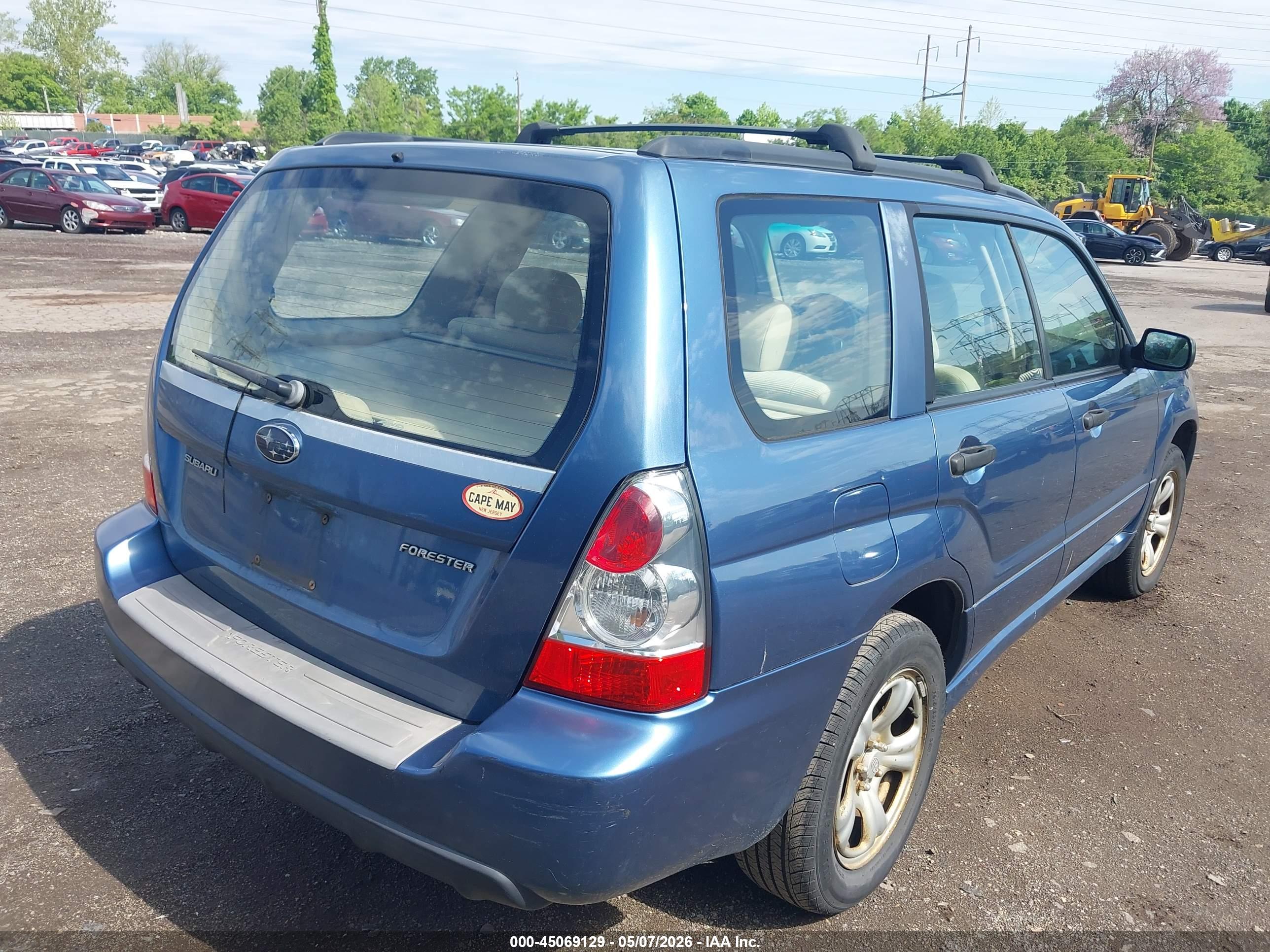 SUBARU FORESTER image 4