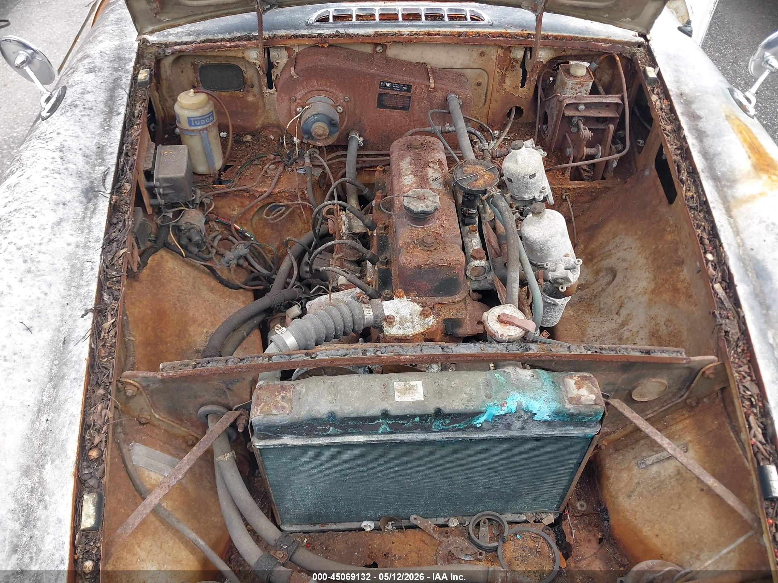 MG B image 10