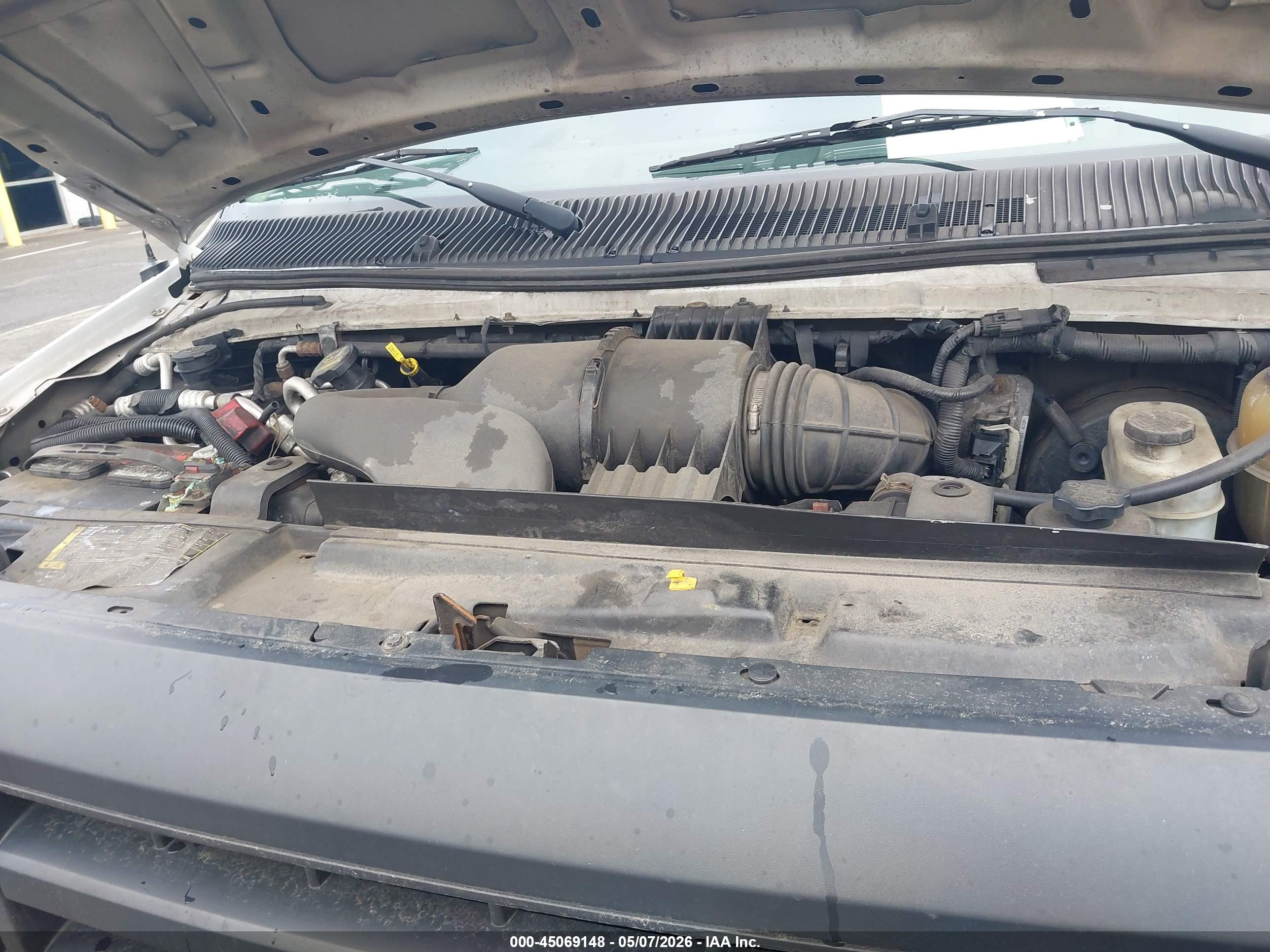 FORD E-250 image 10