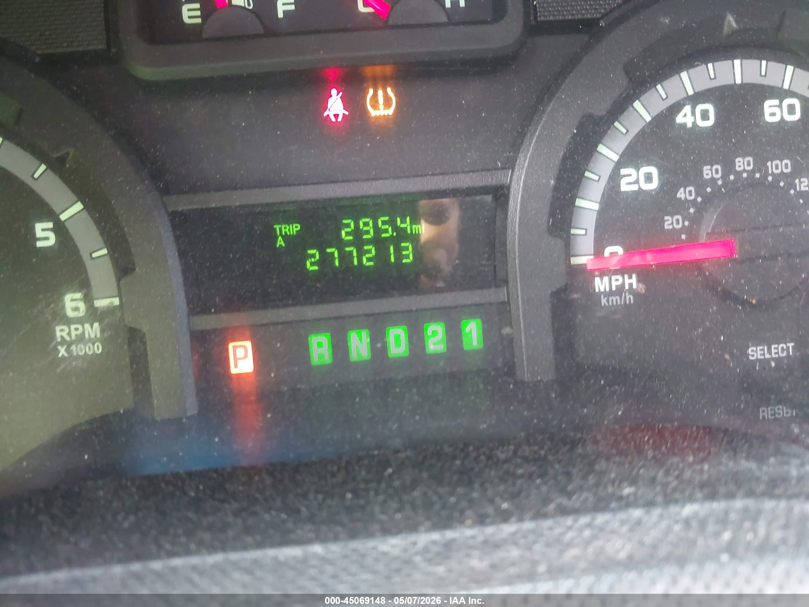 FORD E-250 image 7