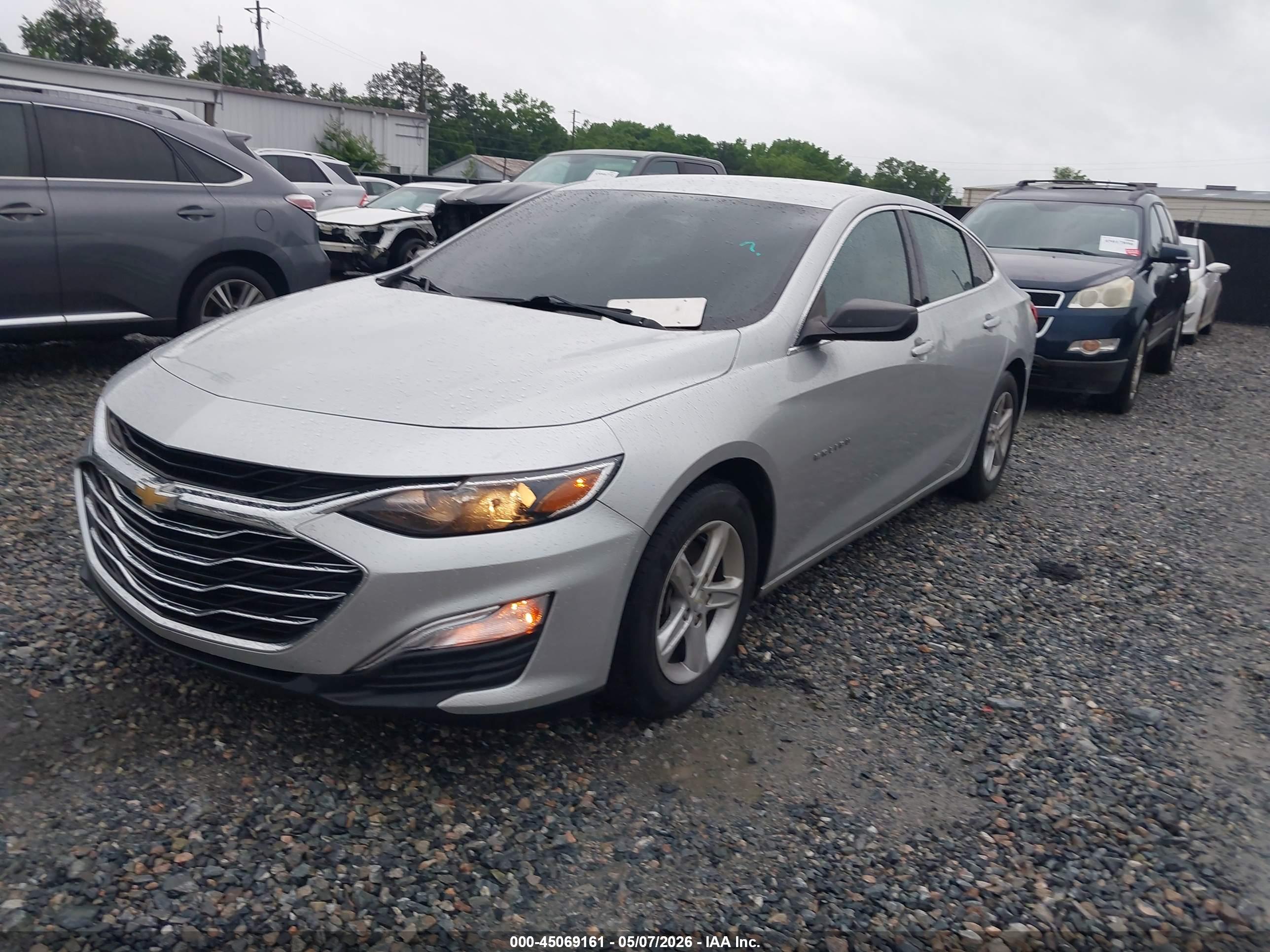 CHEVROLET MALIBU image 2