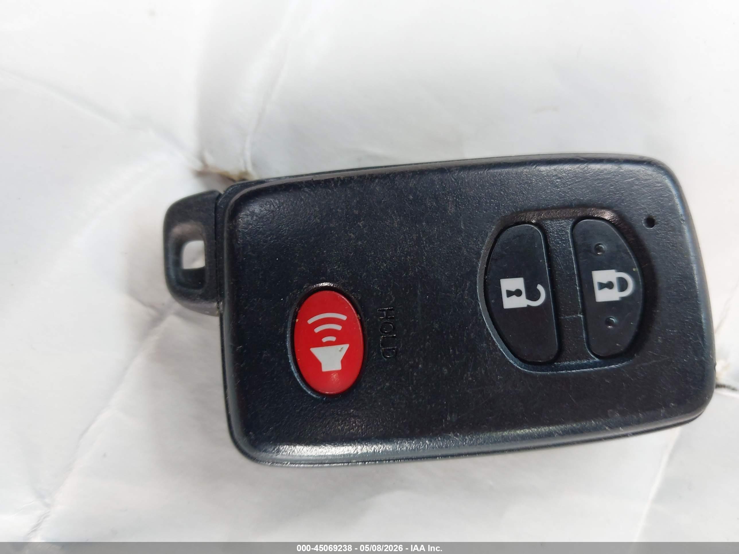 TOYOTA PRIUS image 11