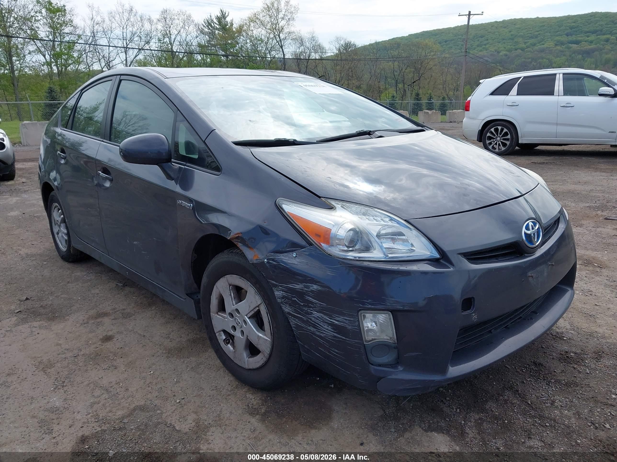 TOYOTA PRIUS image 6