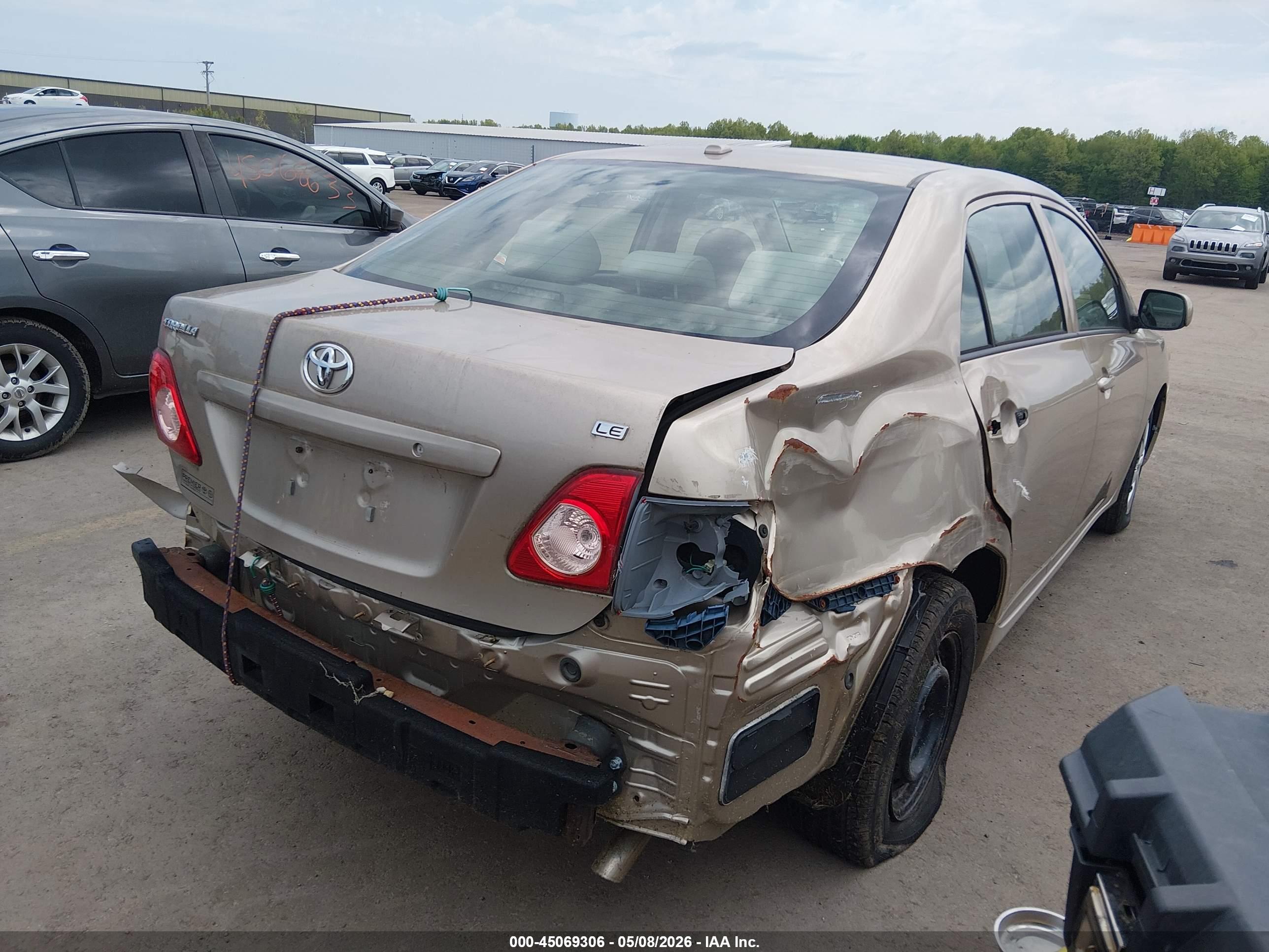 TOYOTA COROLLA image 4