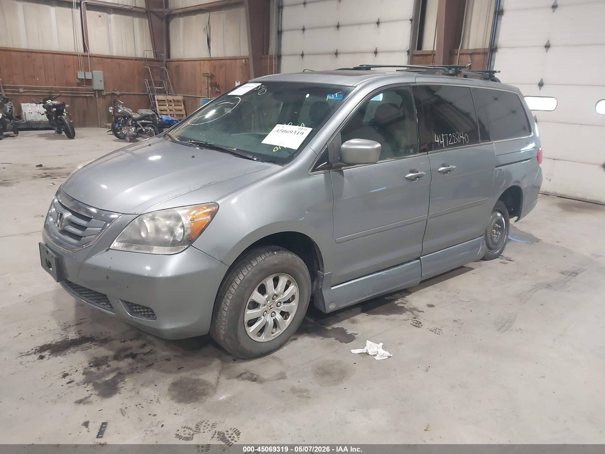 HONDA ODYSSEY image 2