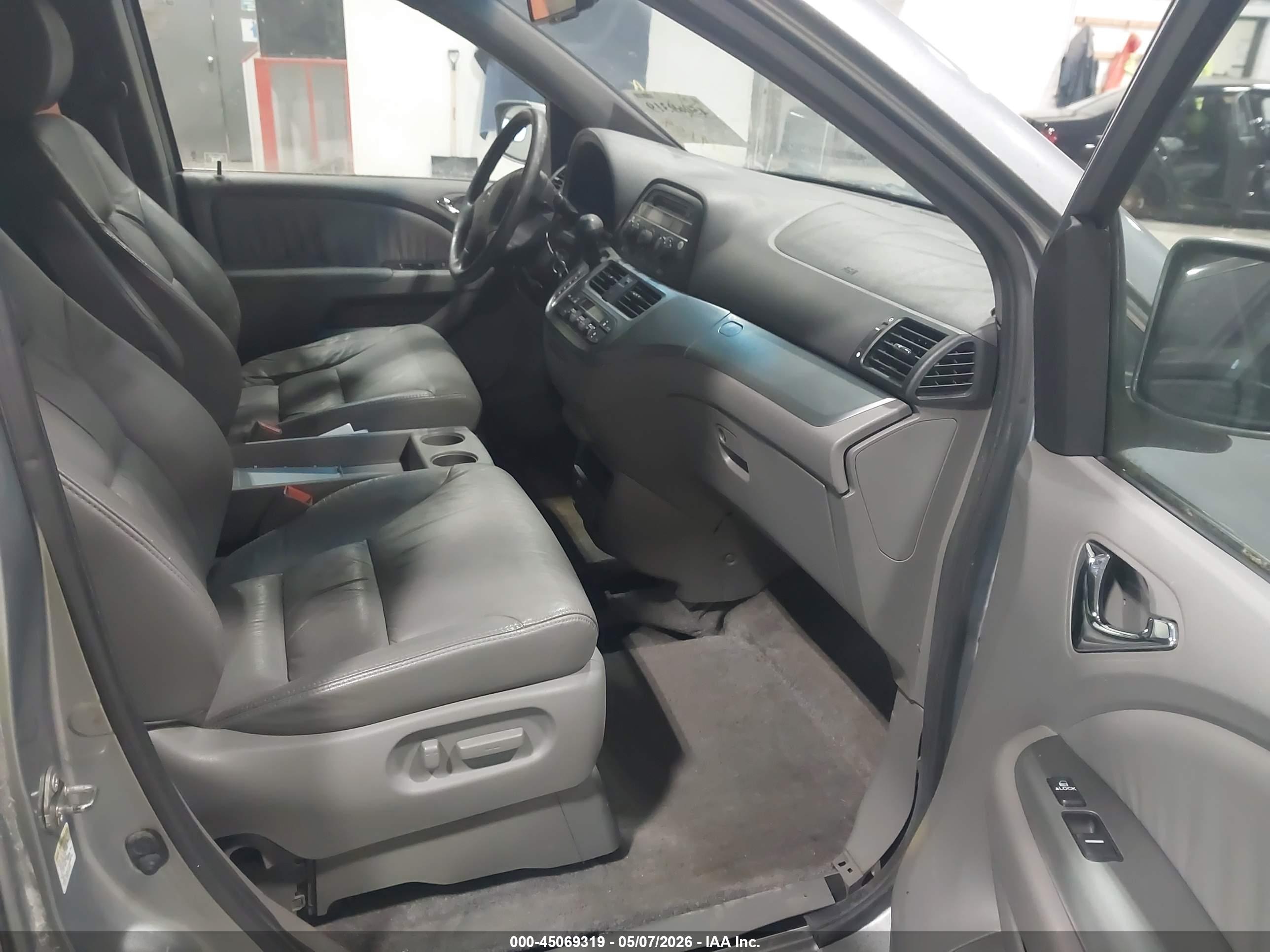 HONDA ODYSSEY image 5