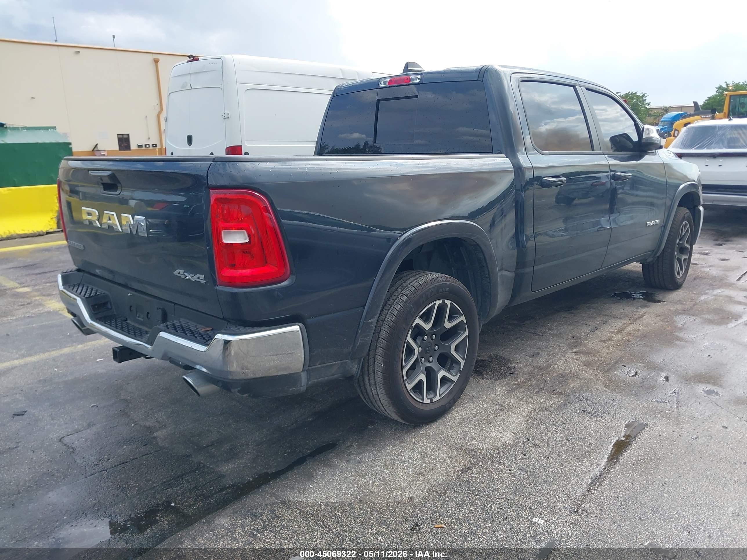 RAM 1500 image 4