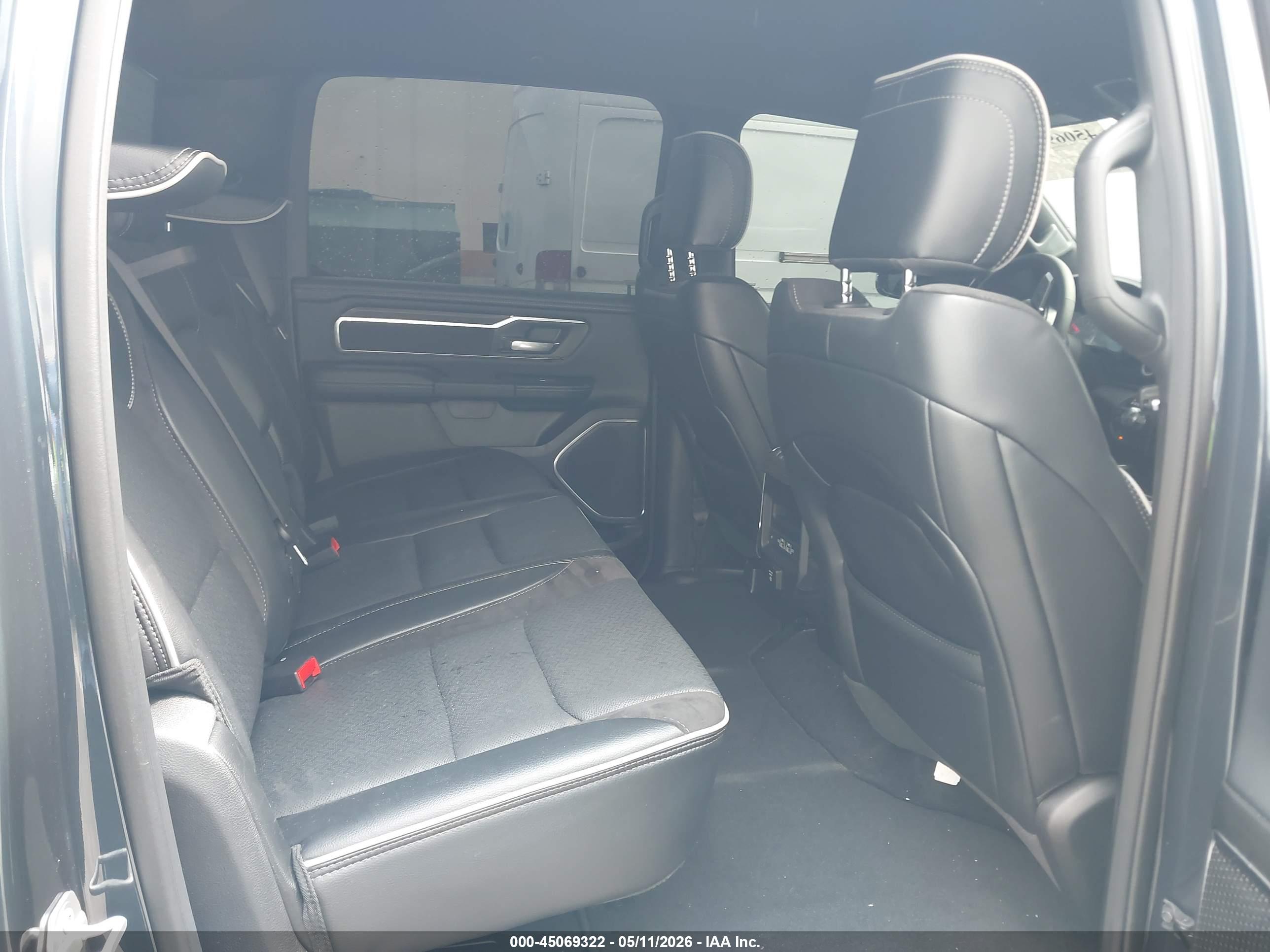 RAM 1500 image 8
