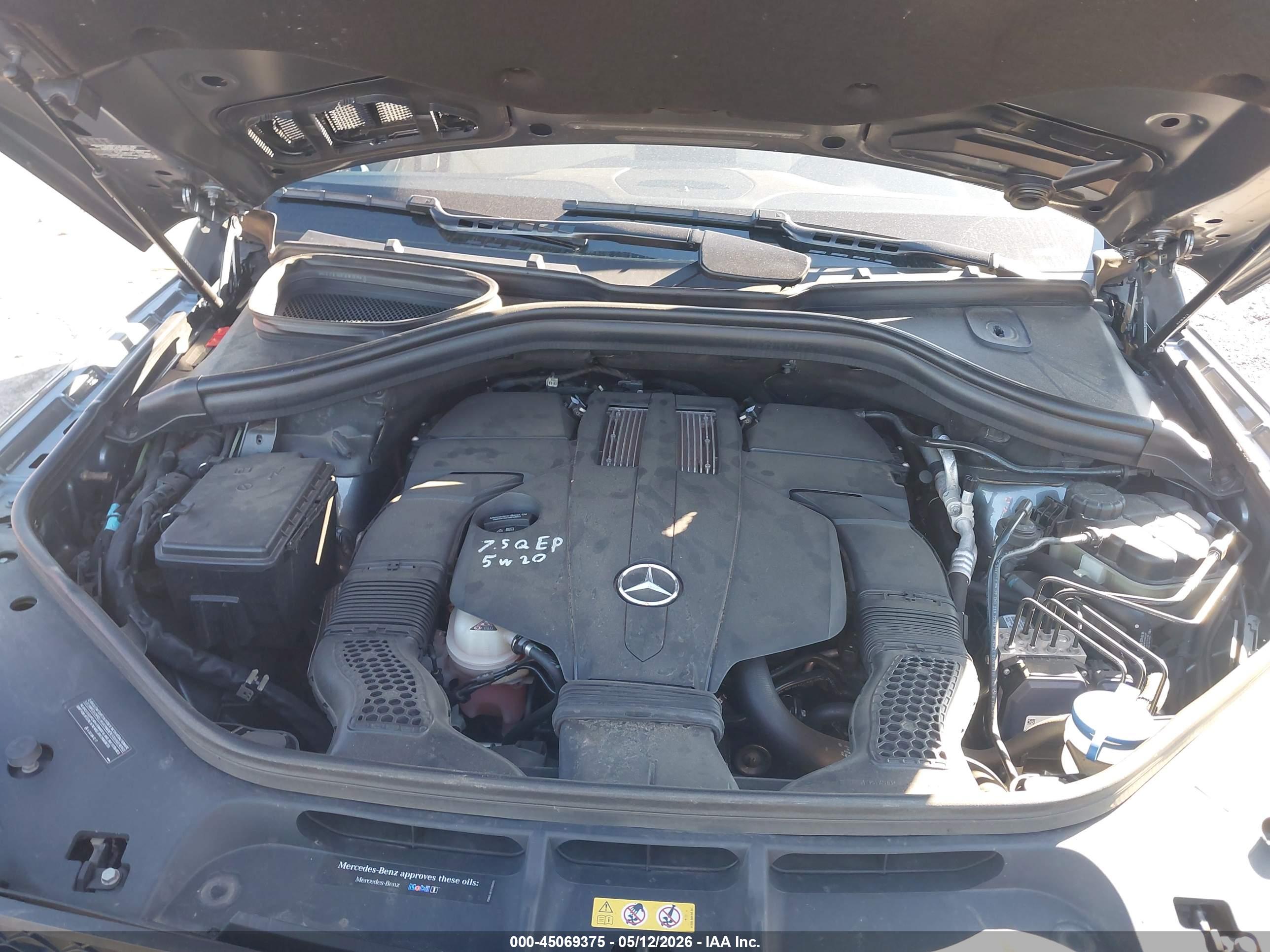 MERCEDES-BENZ GLS image 10