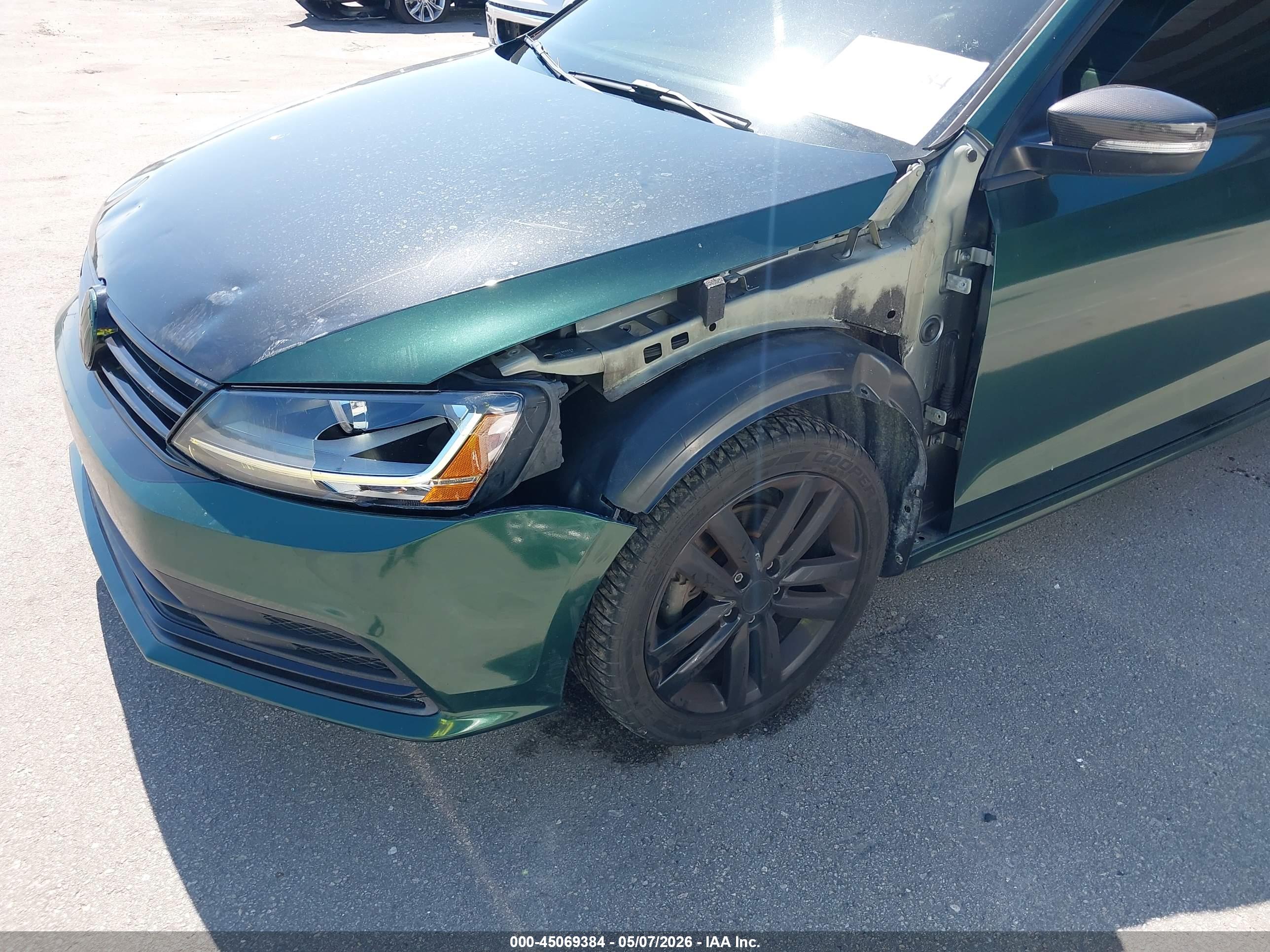 VOLKSWAGEN JETTA image 6