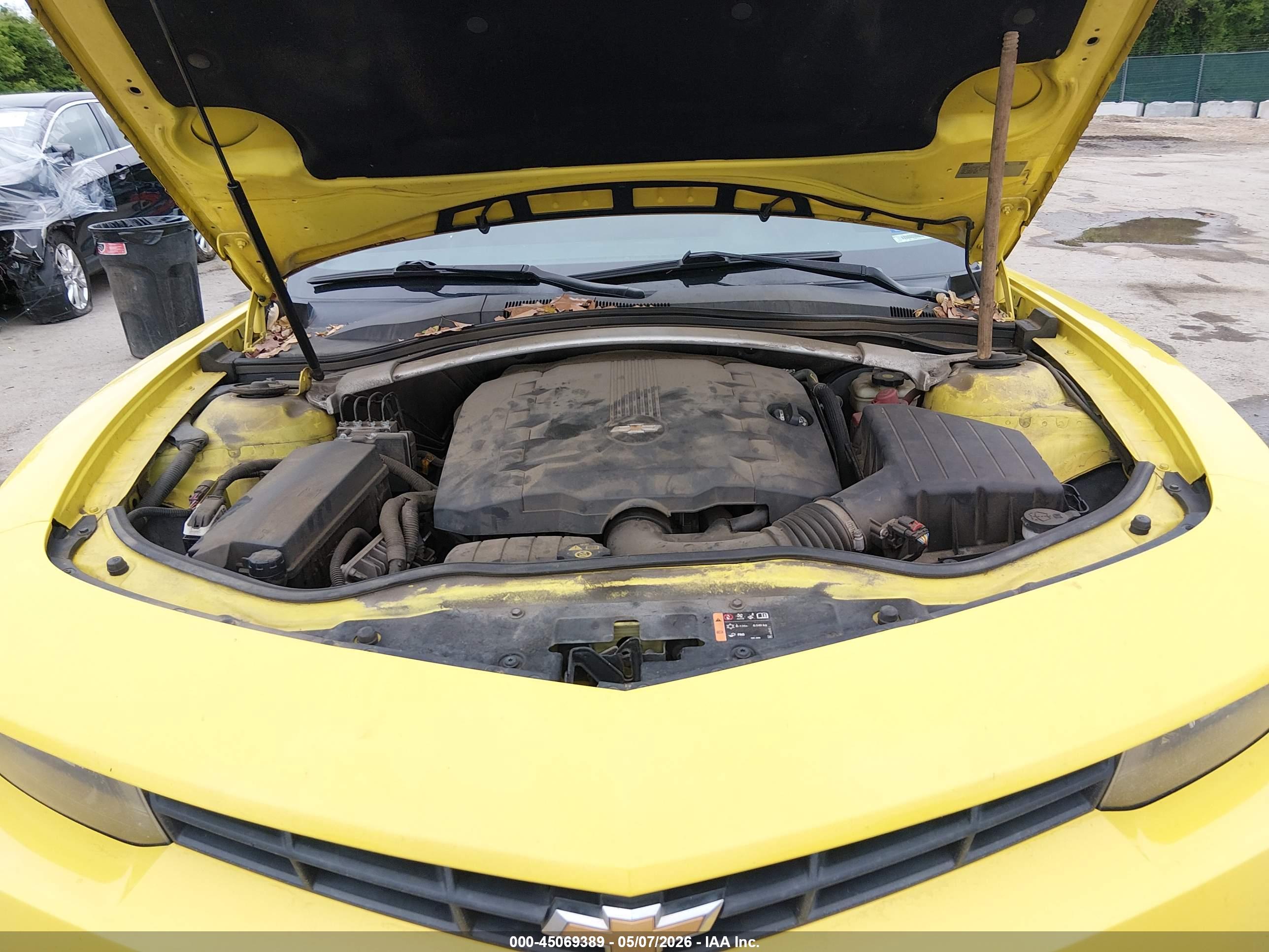 CHEVROLET CAMARO image 10