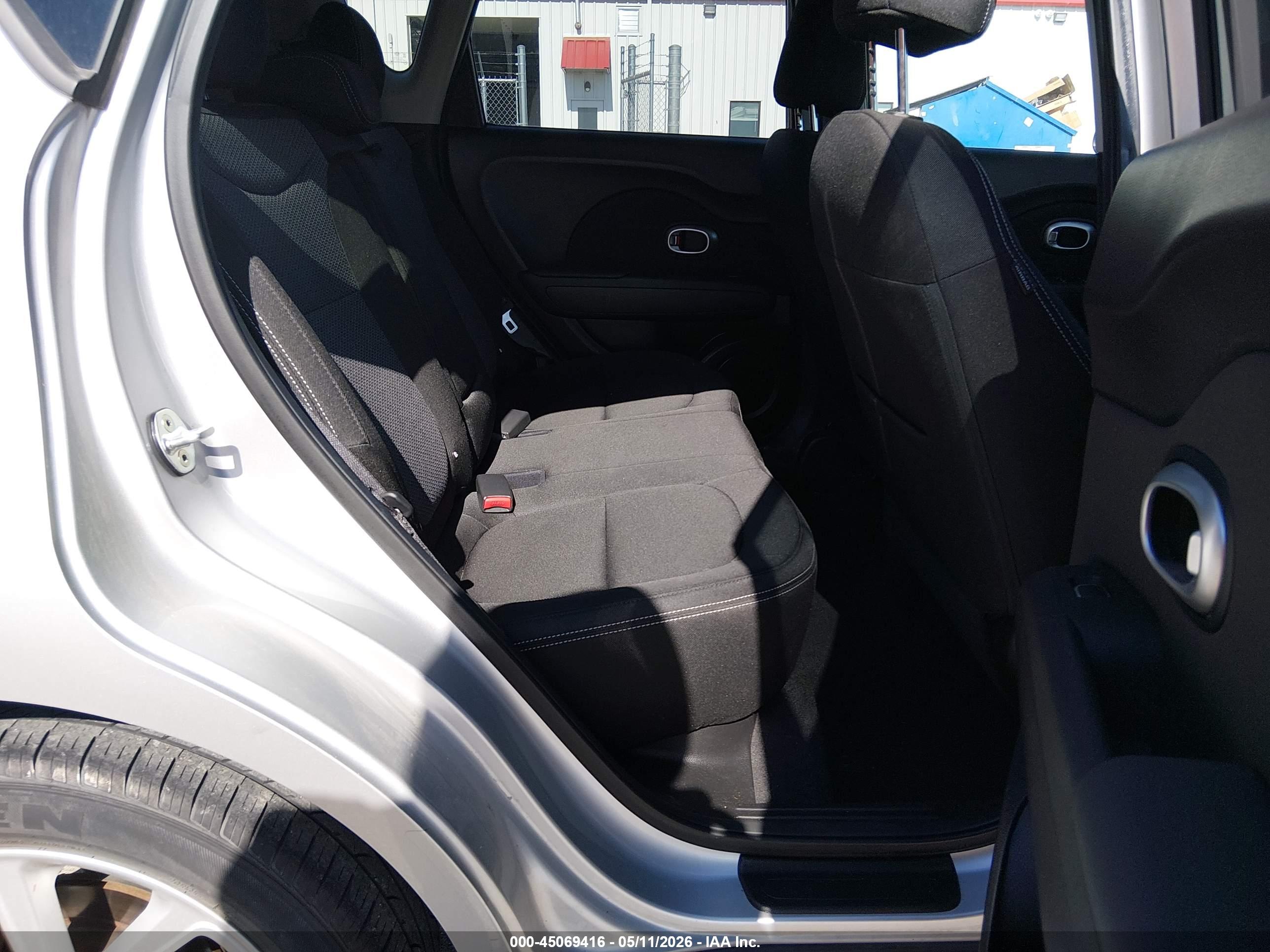 KIA SOUL image 8