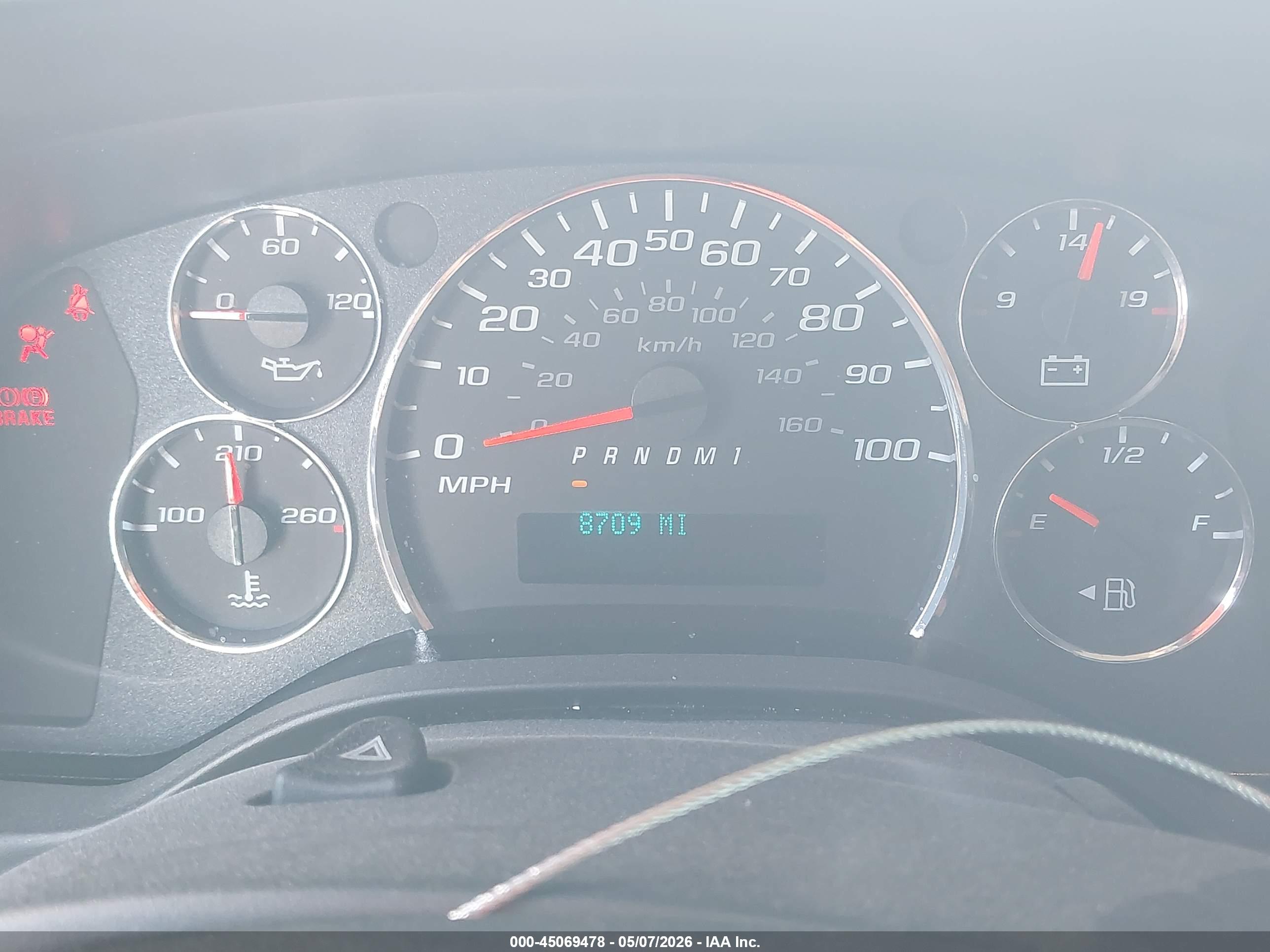 CHEVROLET EXPRESS image 7