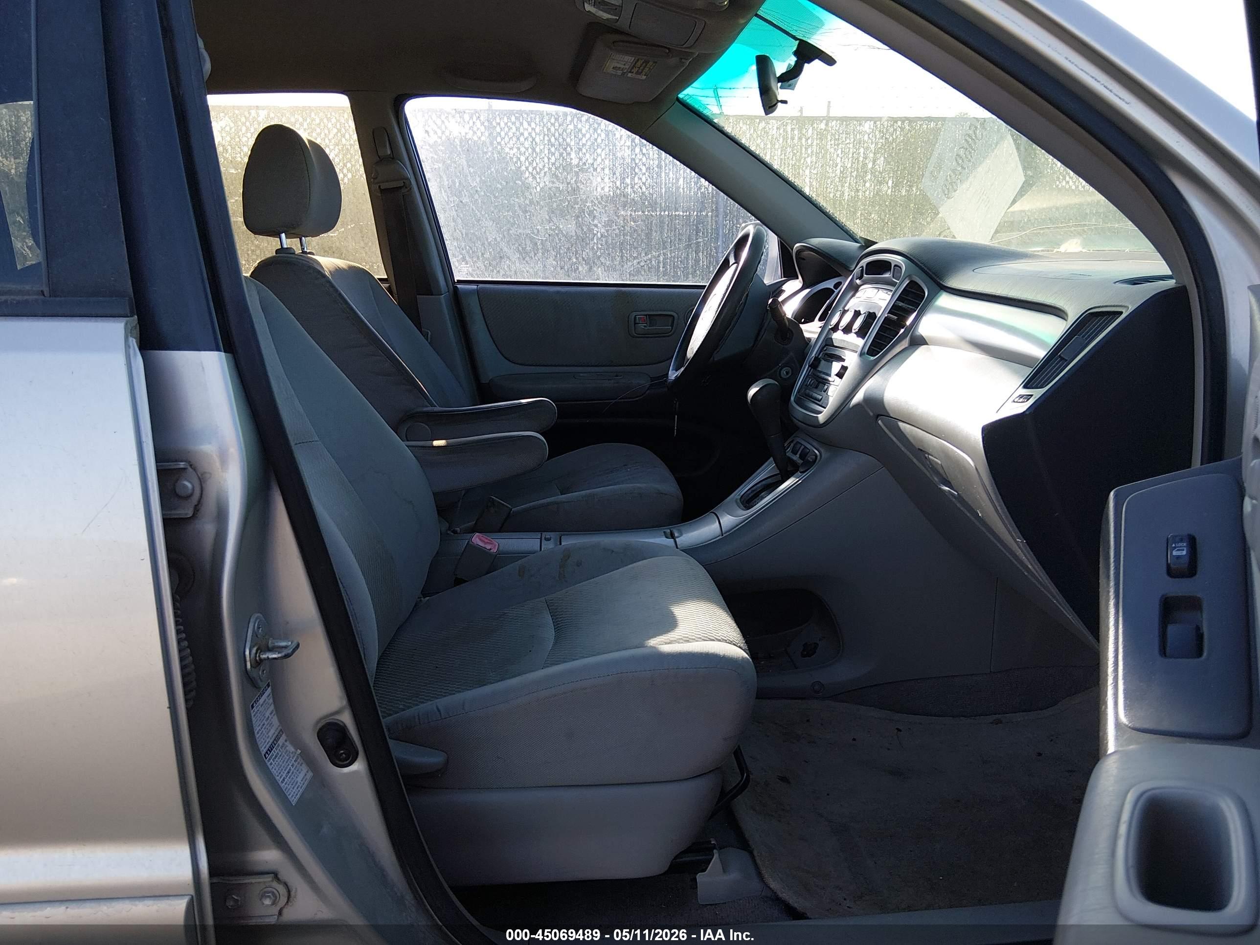TOYOTA HIGHLANDER image 5