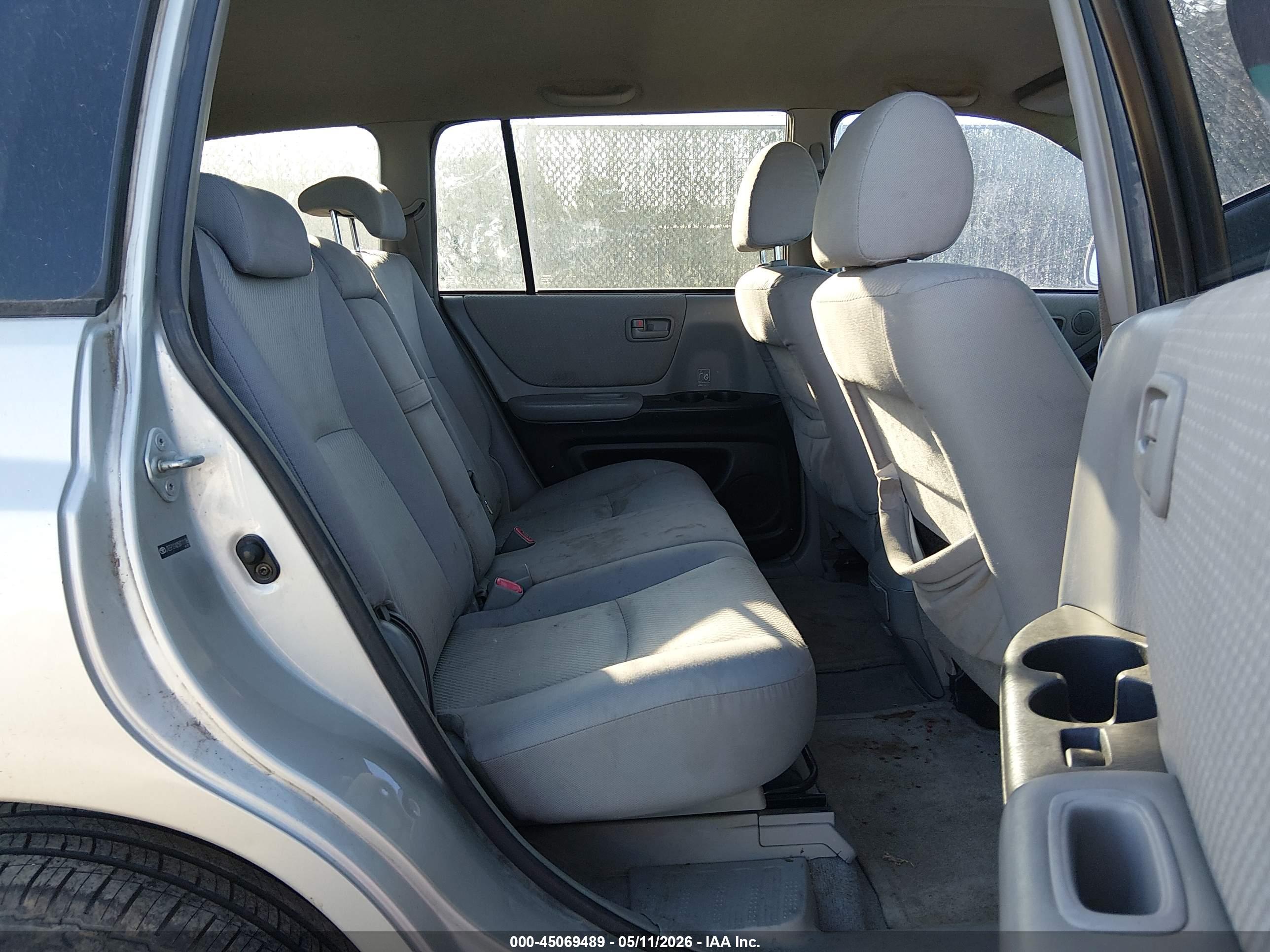 TOYOTA HIGHLANDER image 8