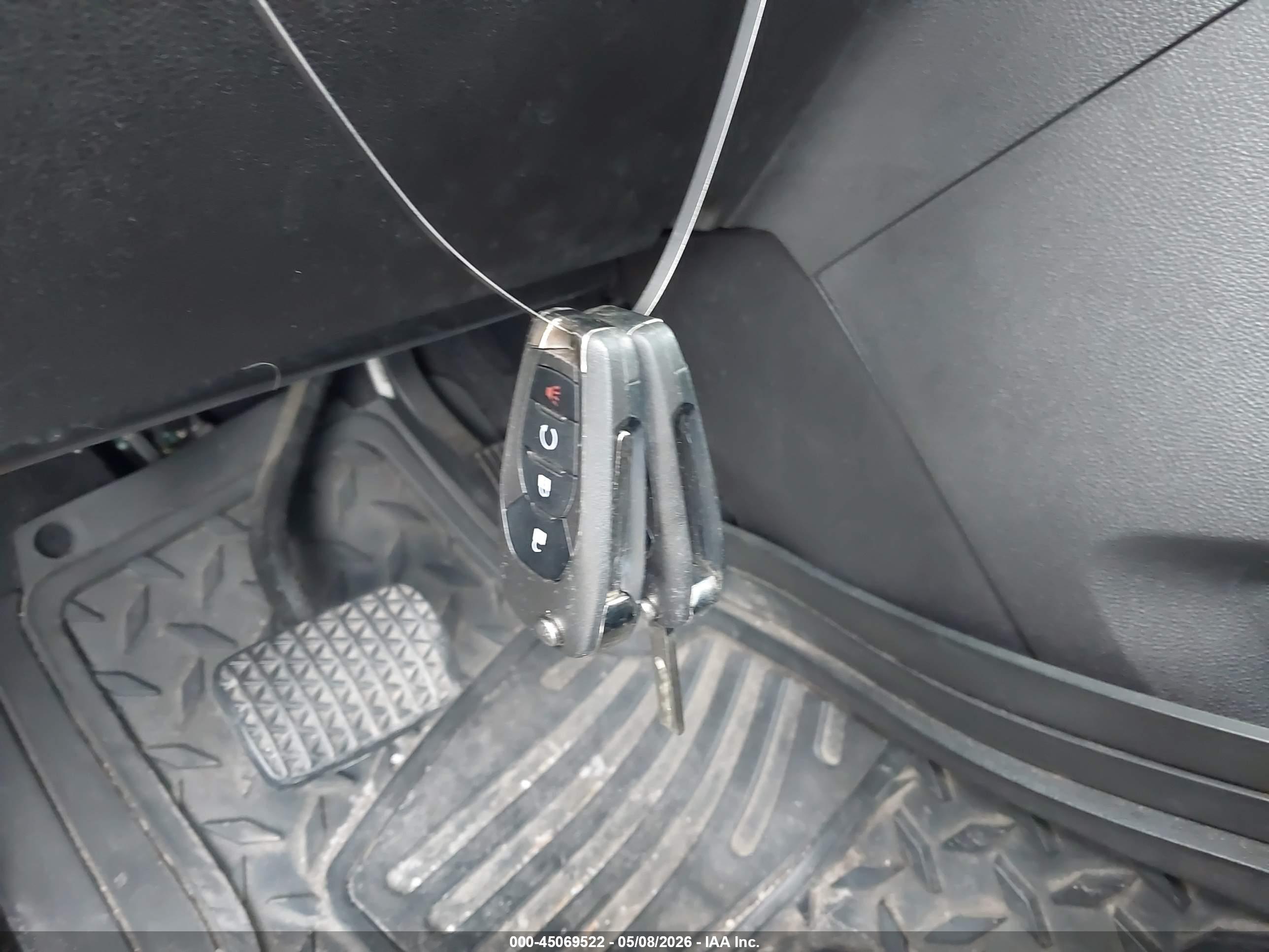 CHEVROLET TRAX image 11