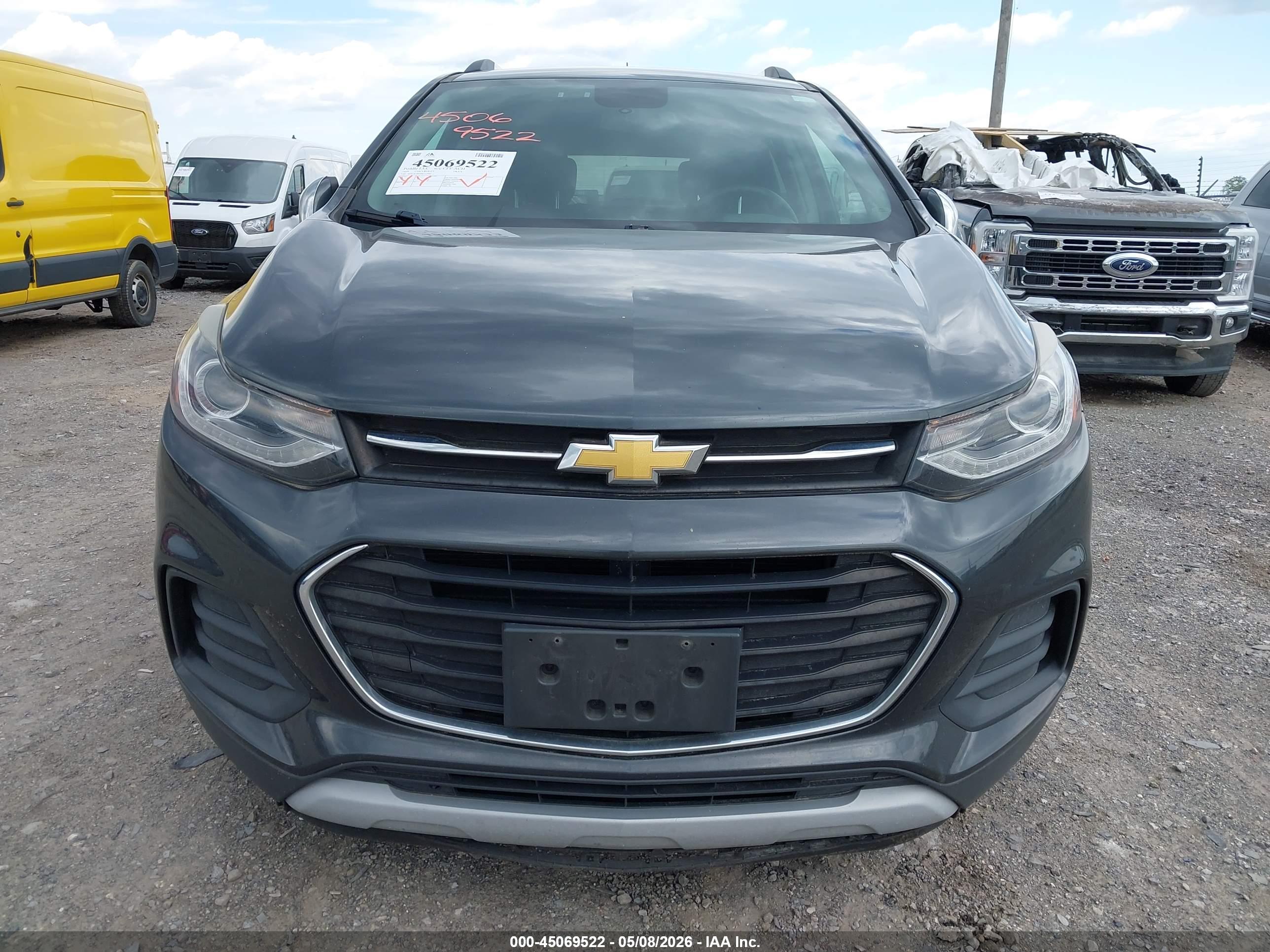 CHEVROLET TRAX image 6