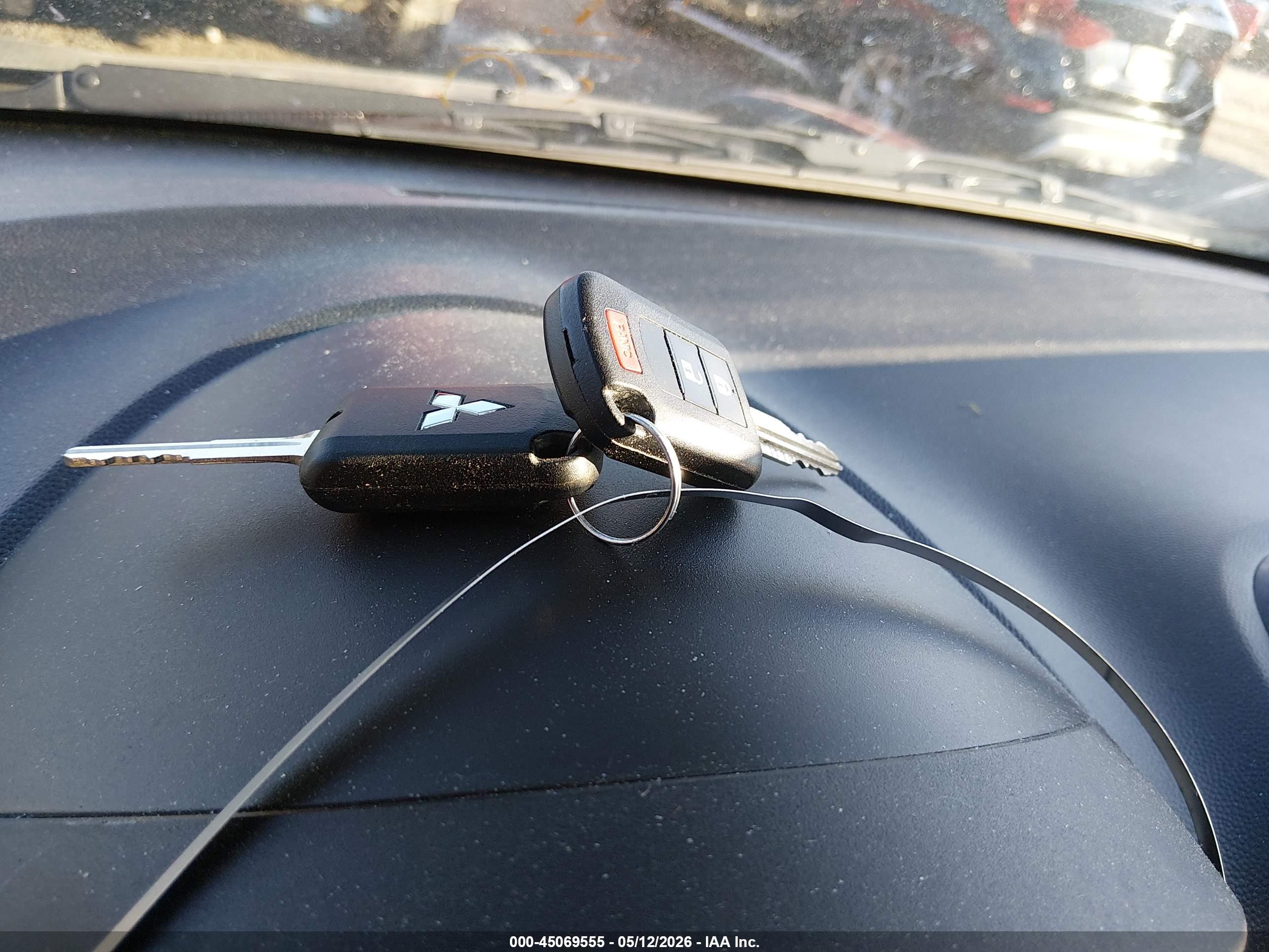 MITSUBISHI MIRAGE image 11