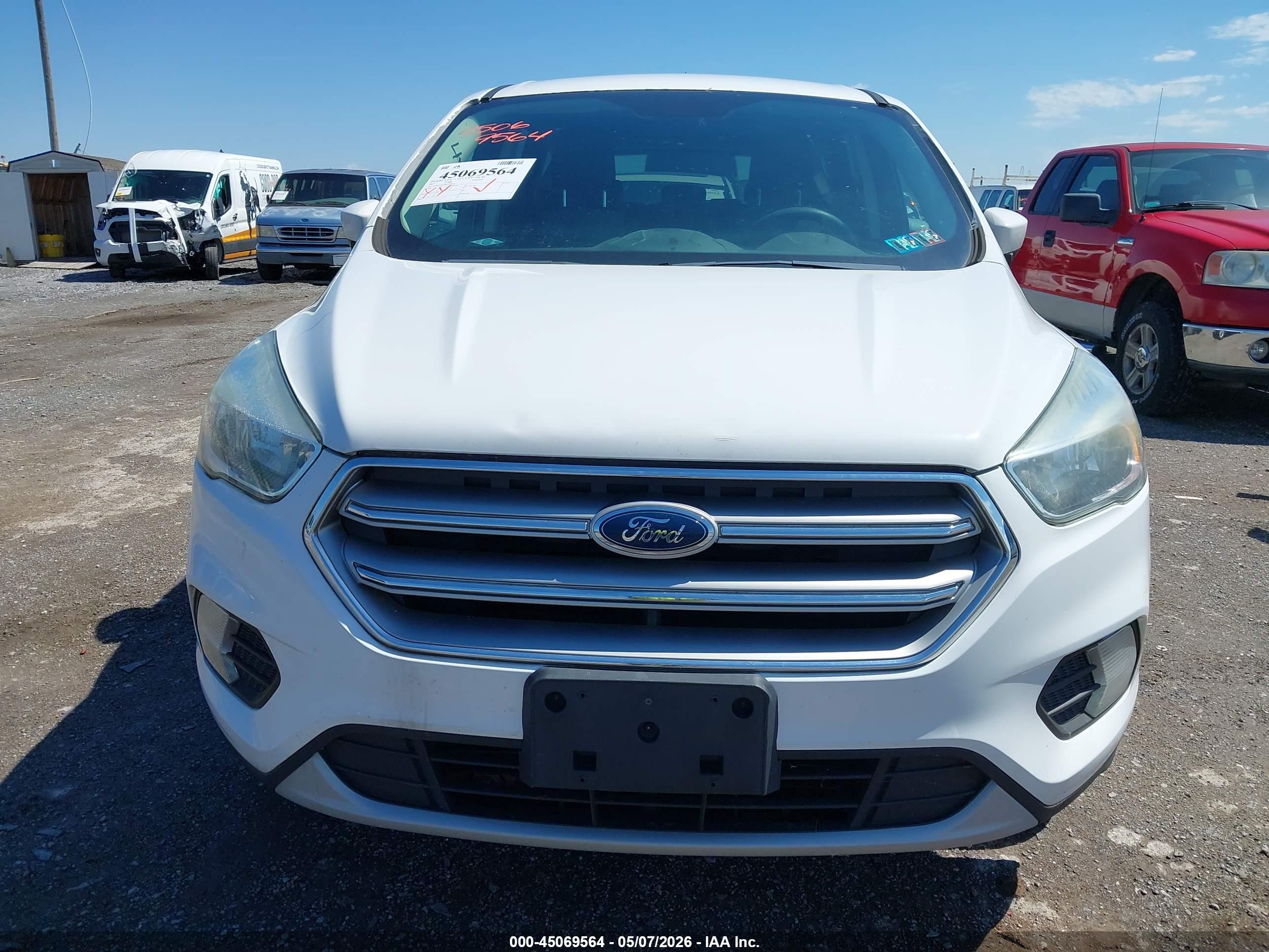 FORD ESCAPE image 6