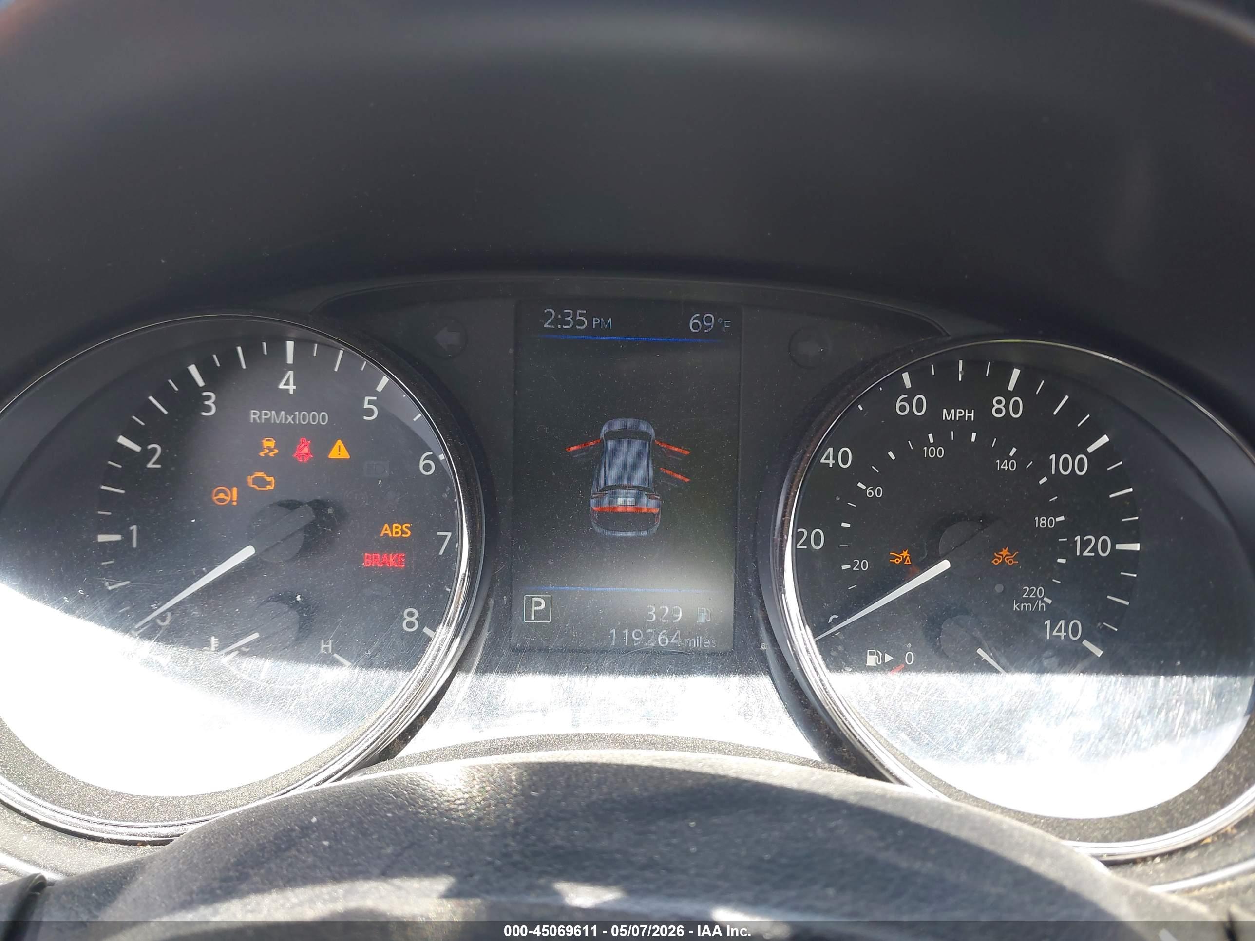 NISSAN ROGUE image 7