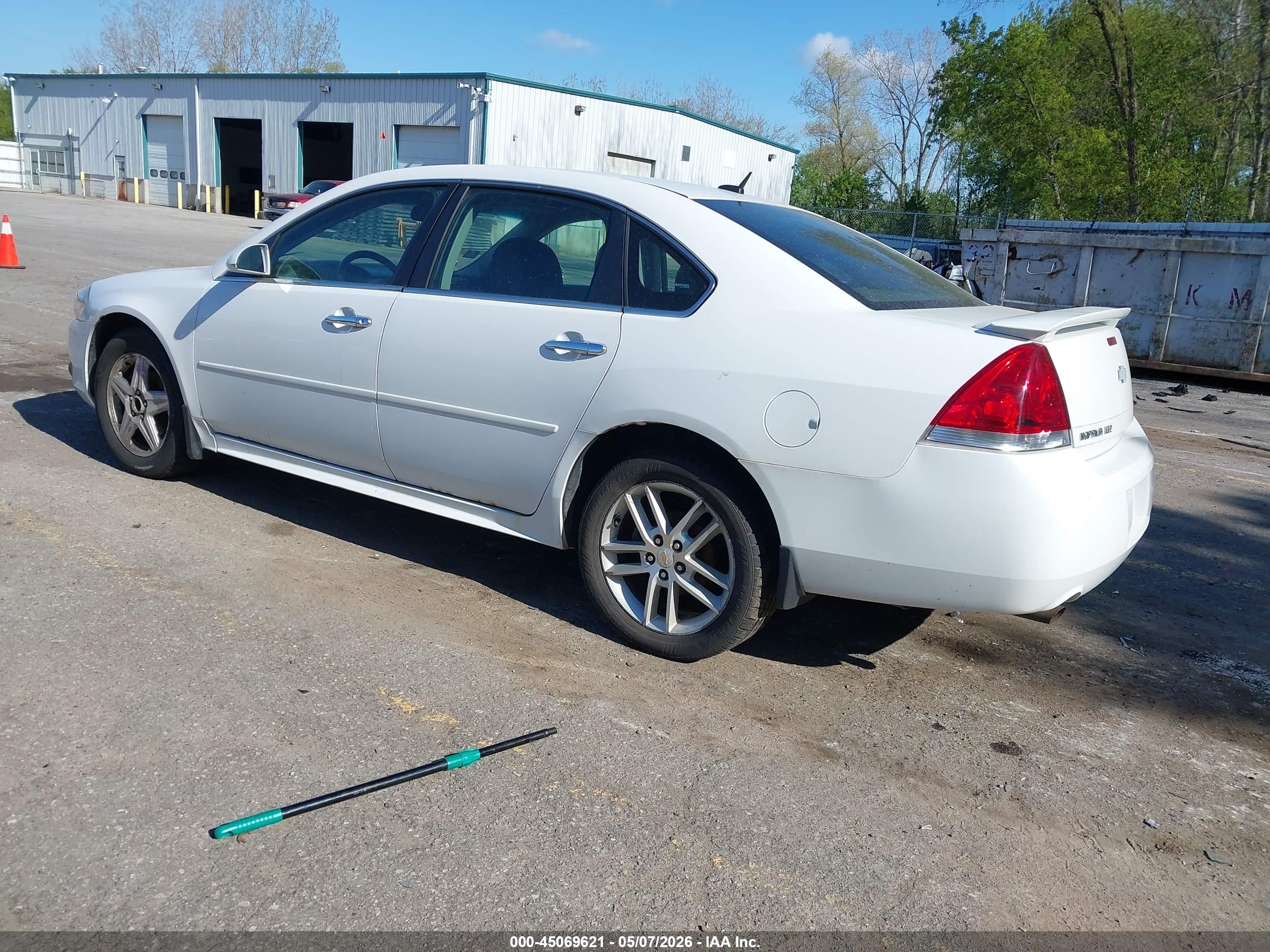 CHEVROLET IMPALA image 3