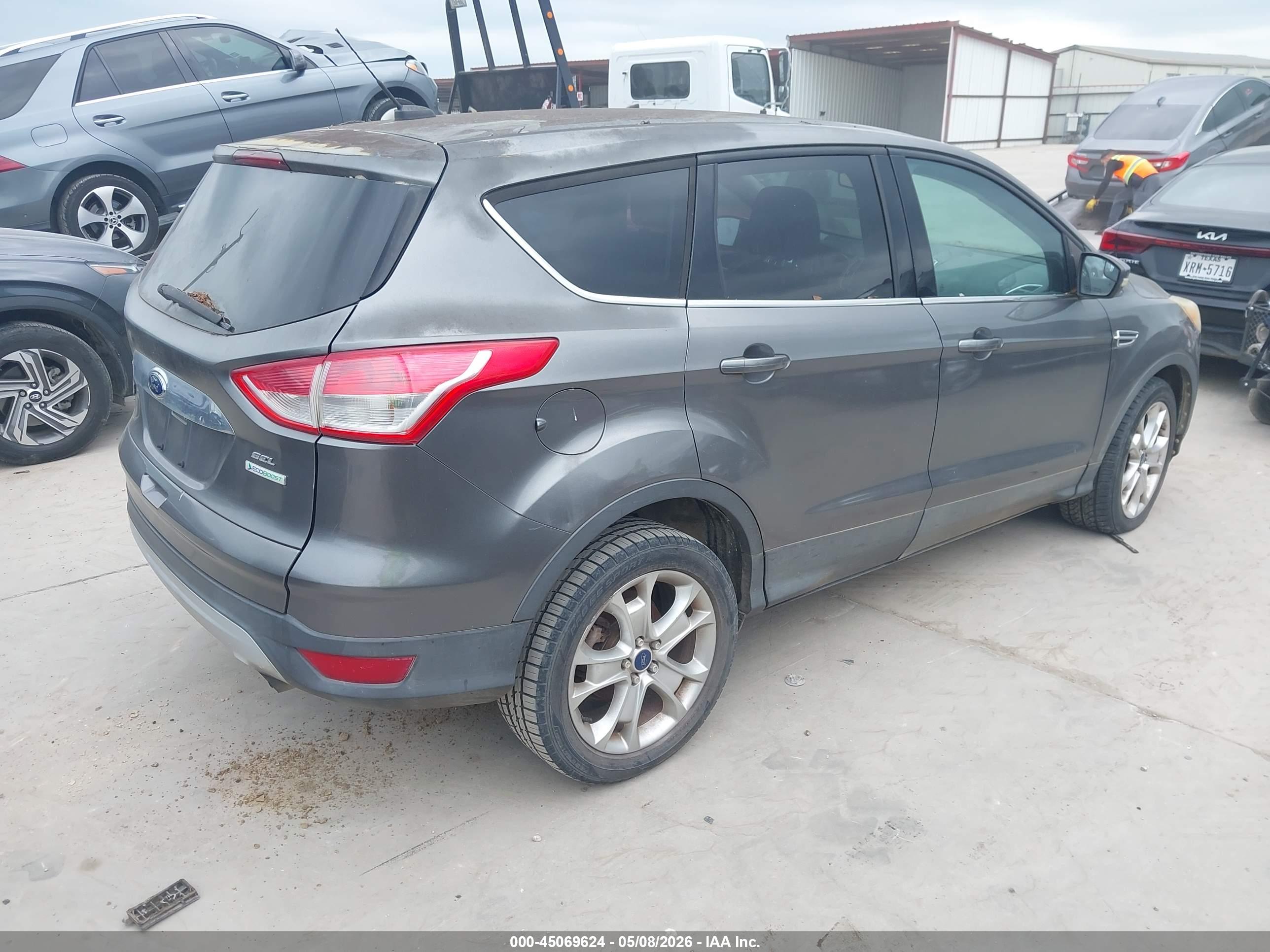 FORD ESCAPE image 4