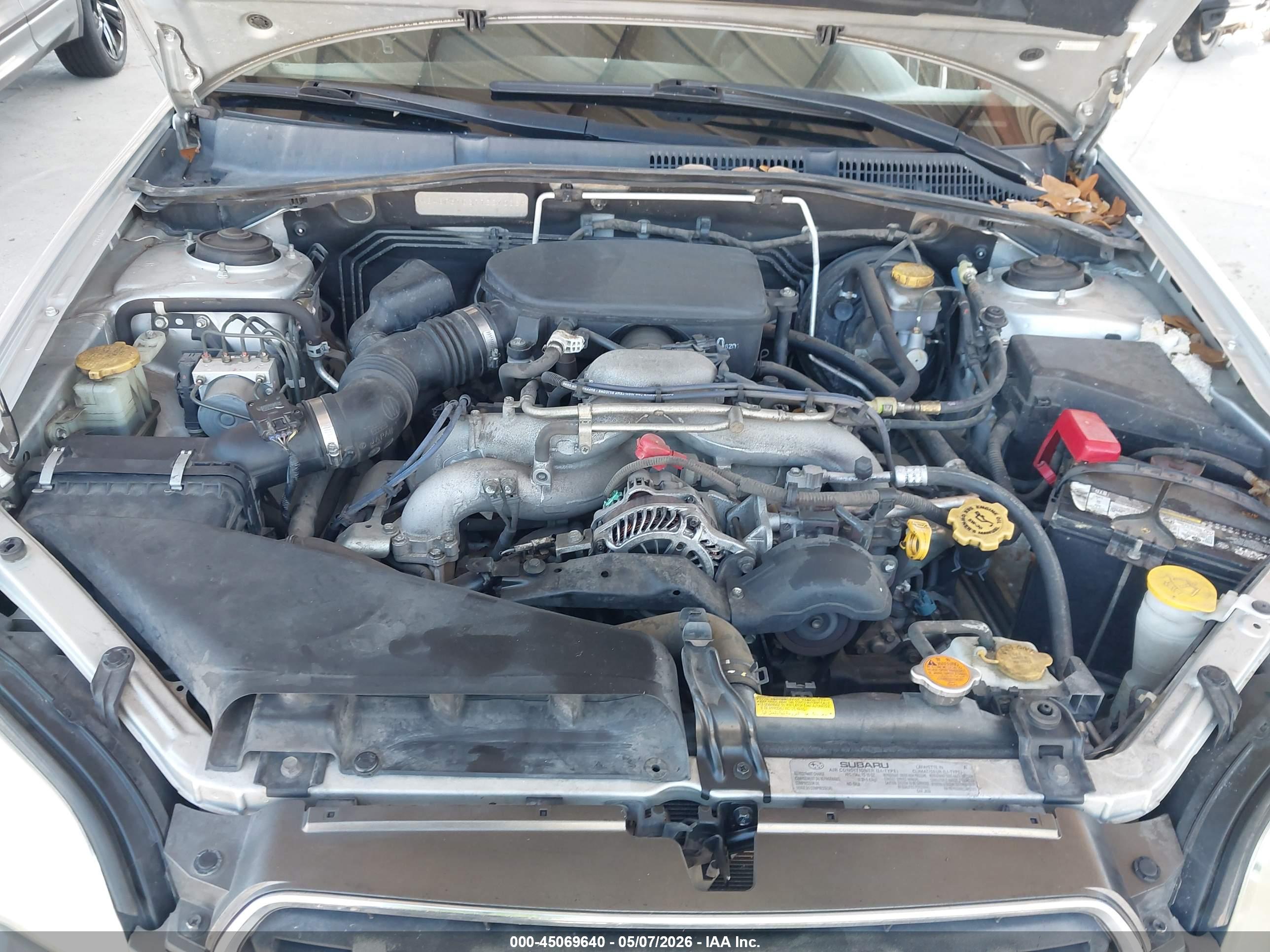 SUBARU OUTBACK image 10
