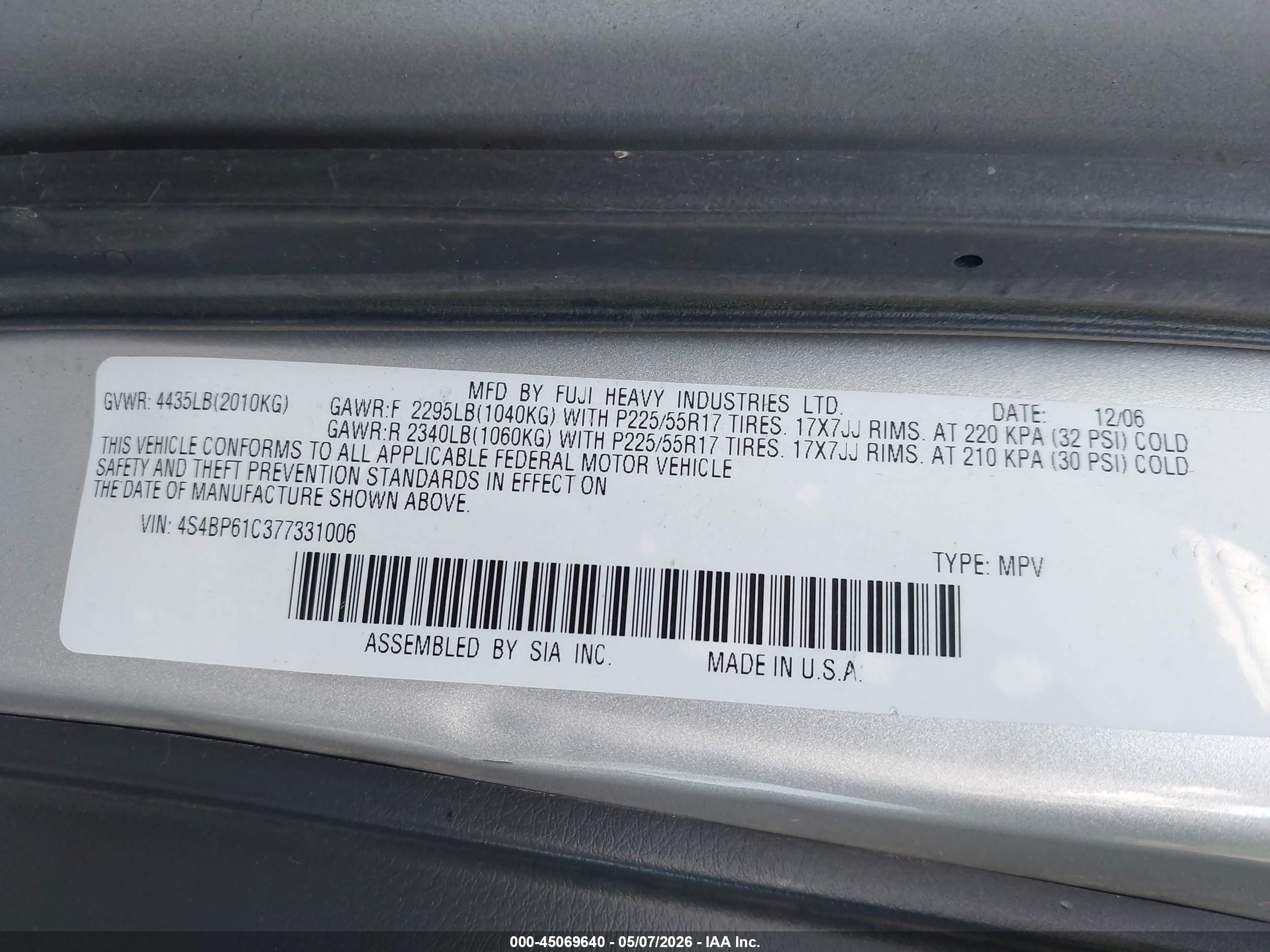 SUBARU OUTBACK image 9