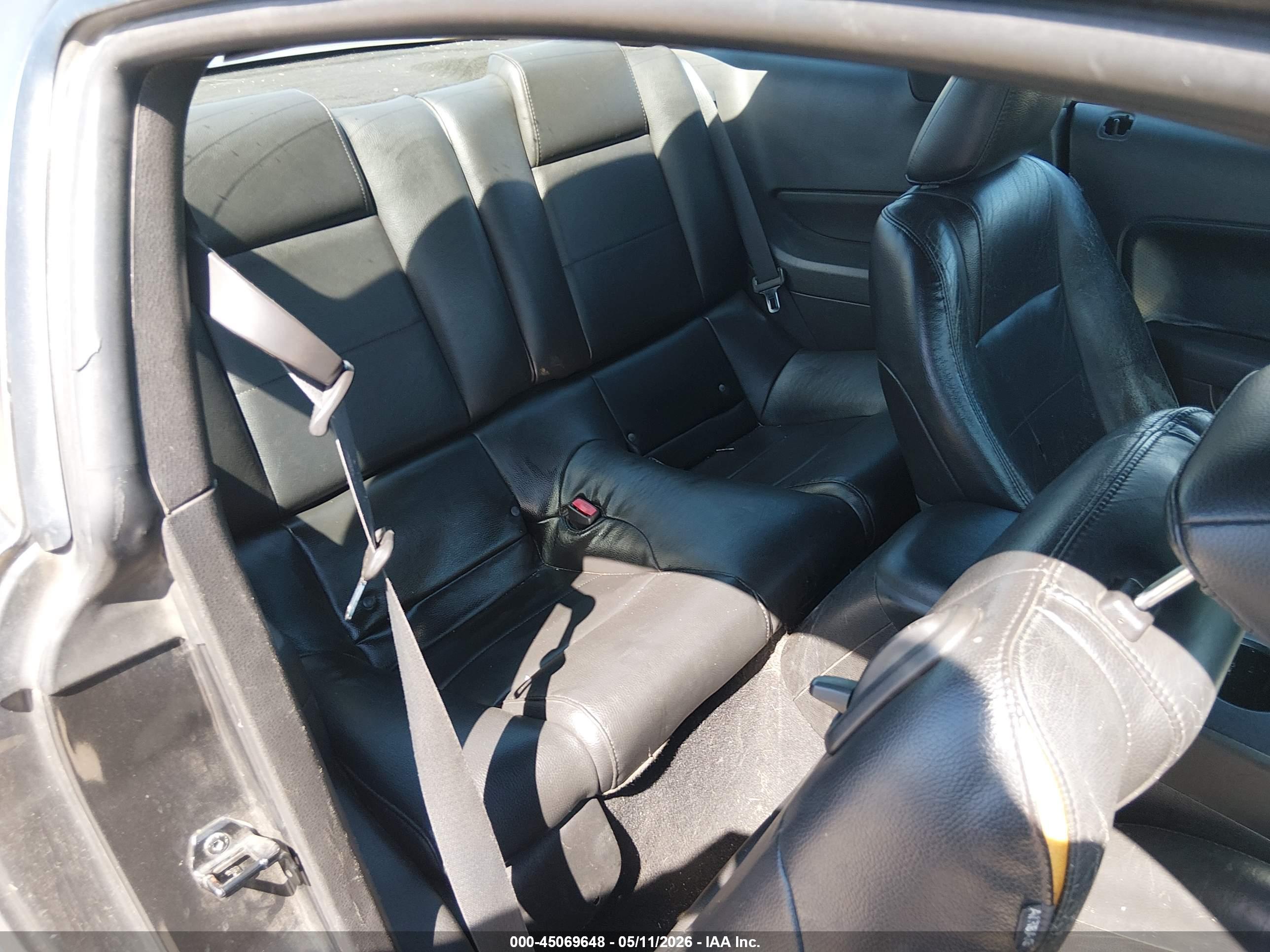 FORD MUSTANG image 8