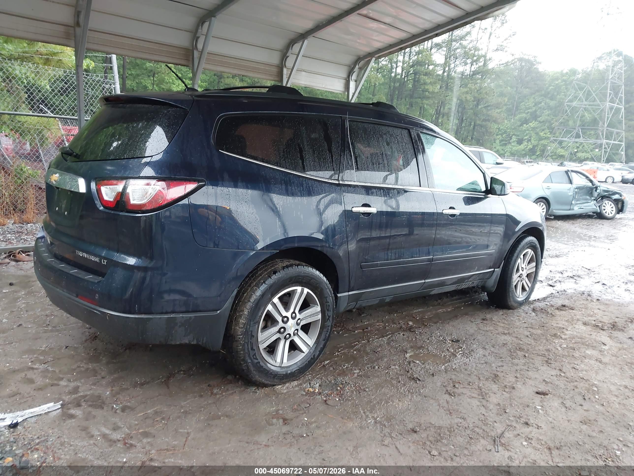 CHEVROLET TRAVERSE image 4