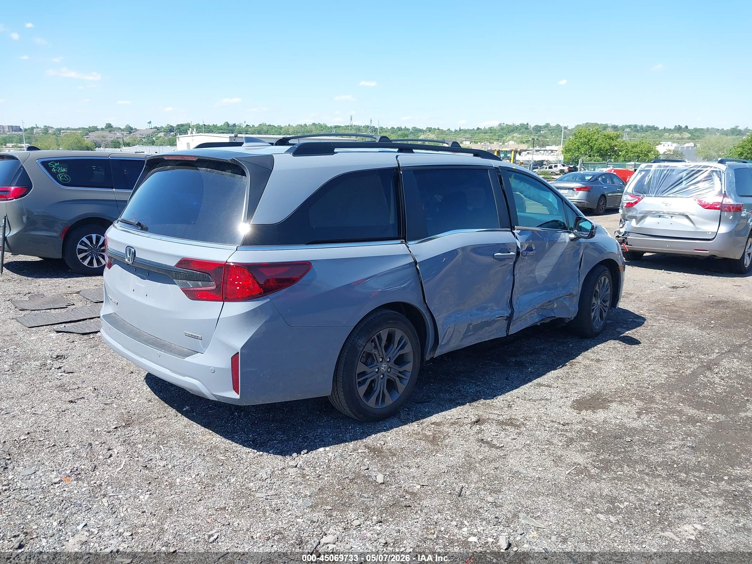 HONDA ODYSSEY image 4