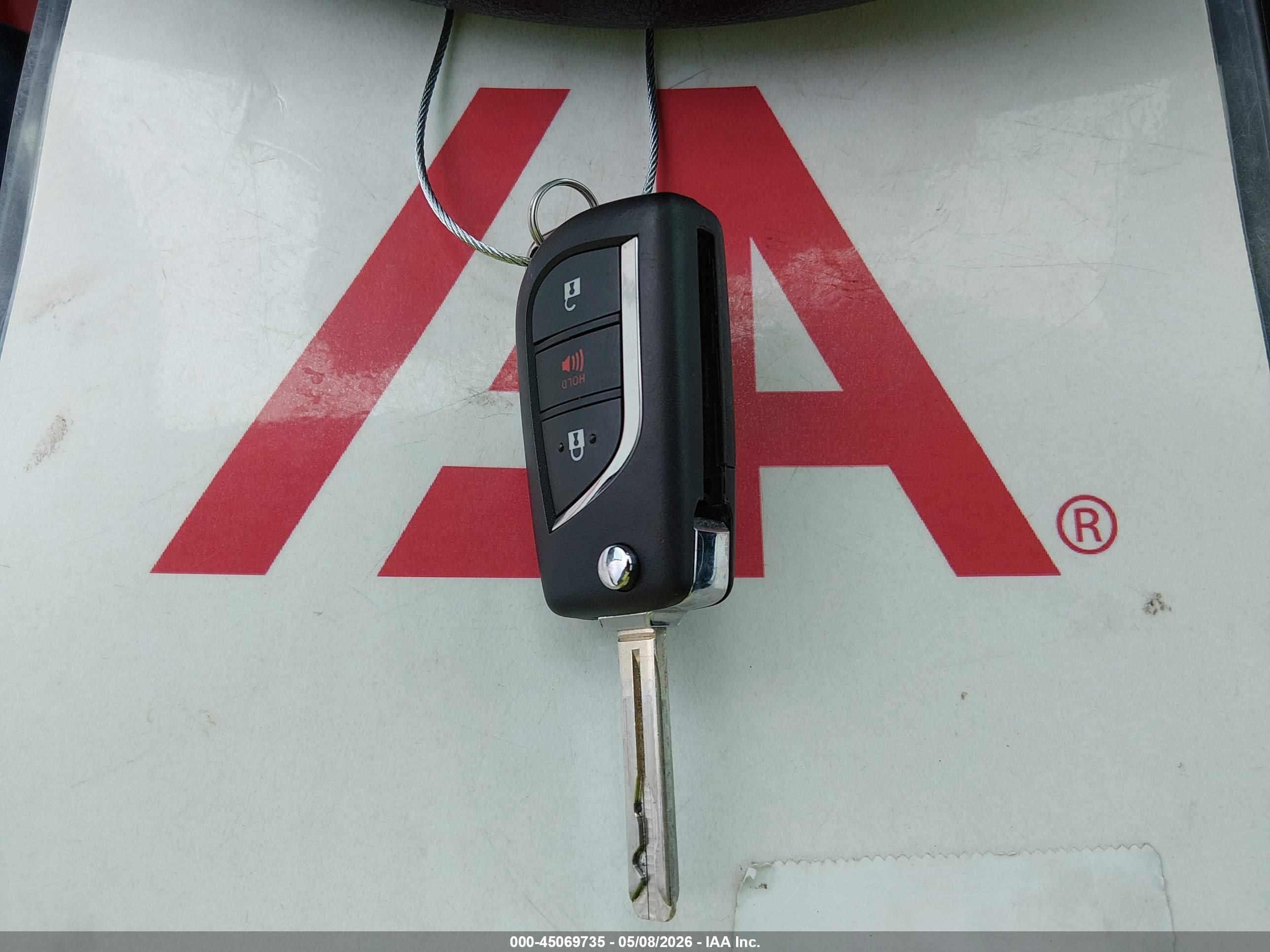 TOYOTA RAV4 image 11