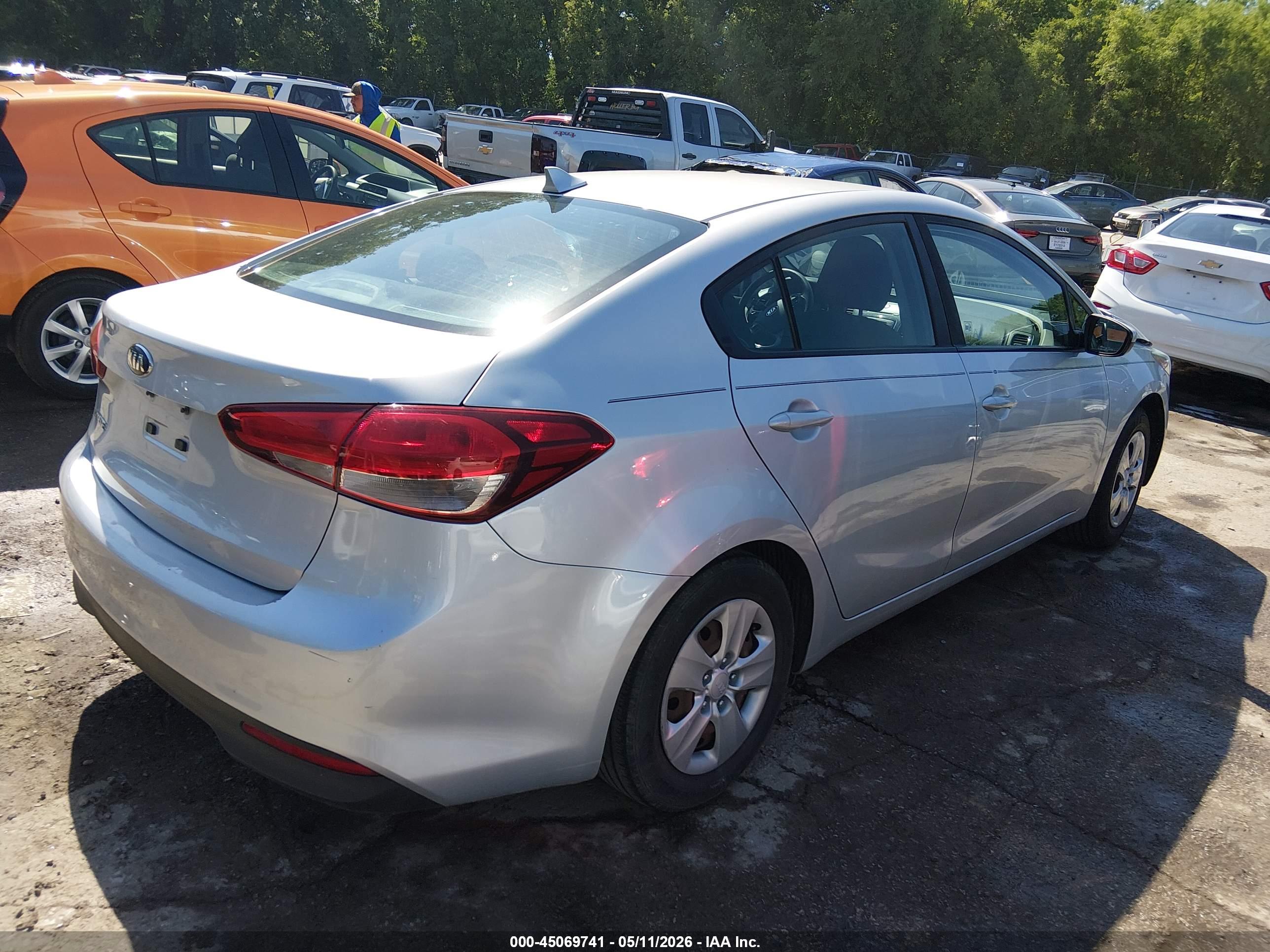 KIA FORTE image 4