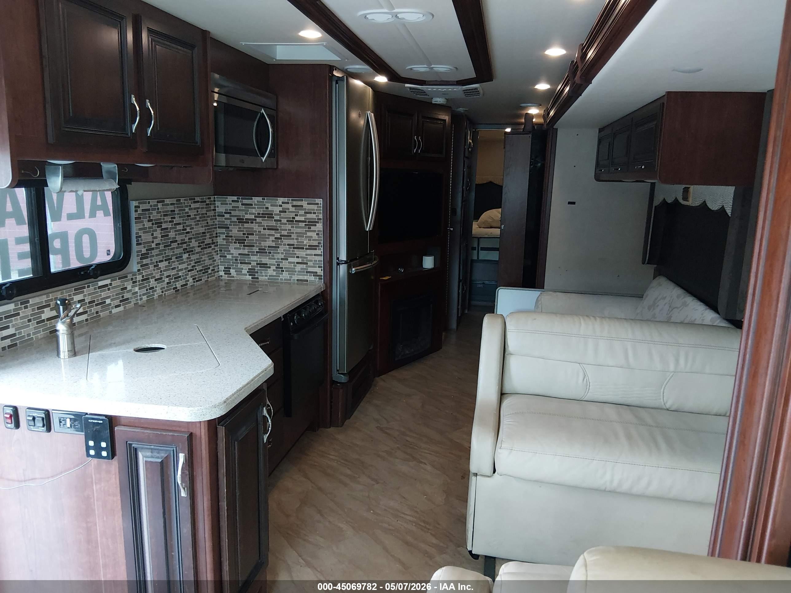 FORD F53 image 8