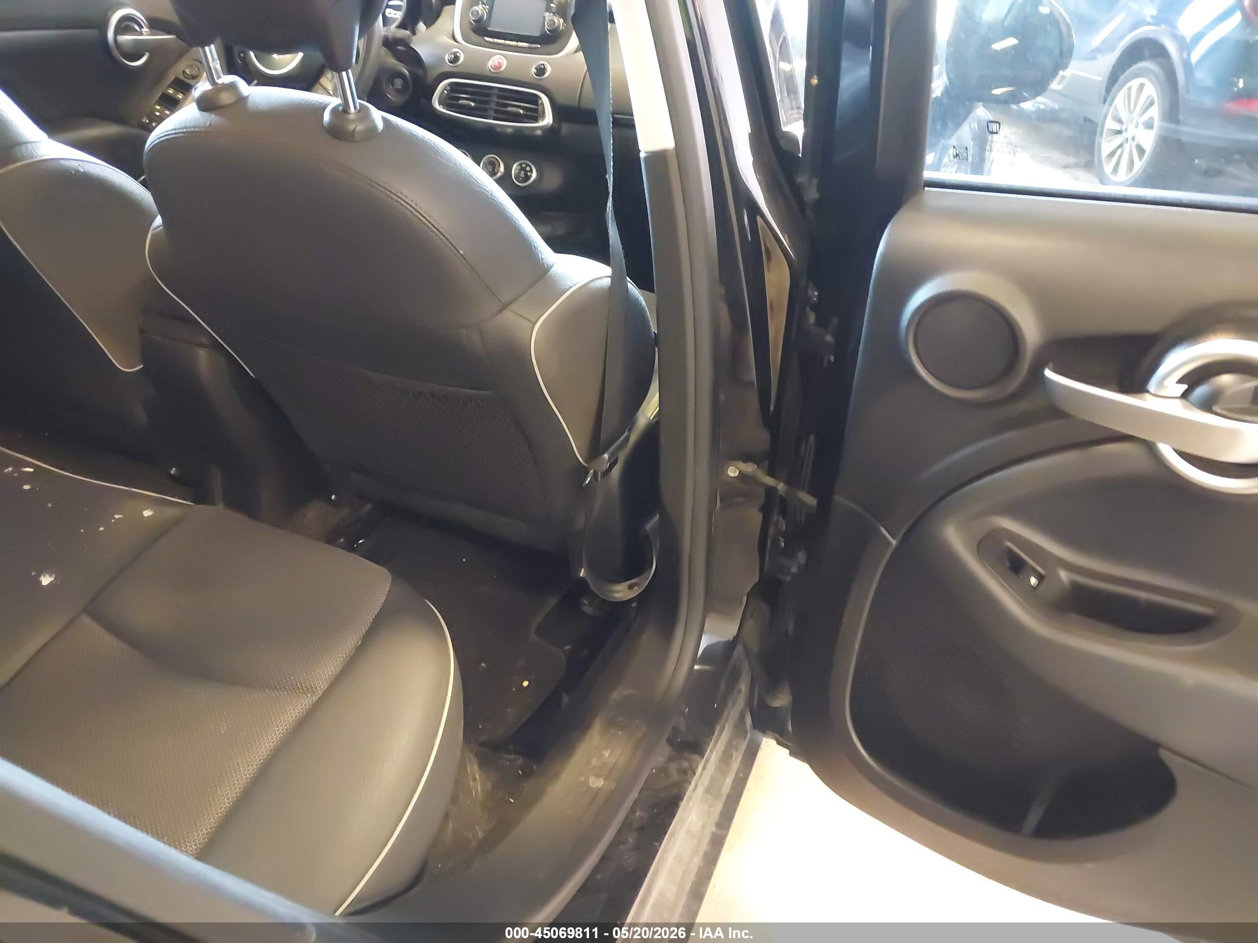 FIAT 500X image 8