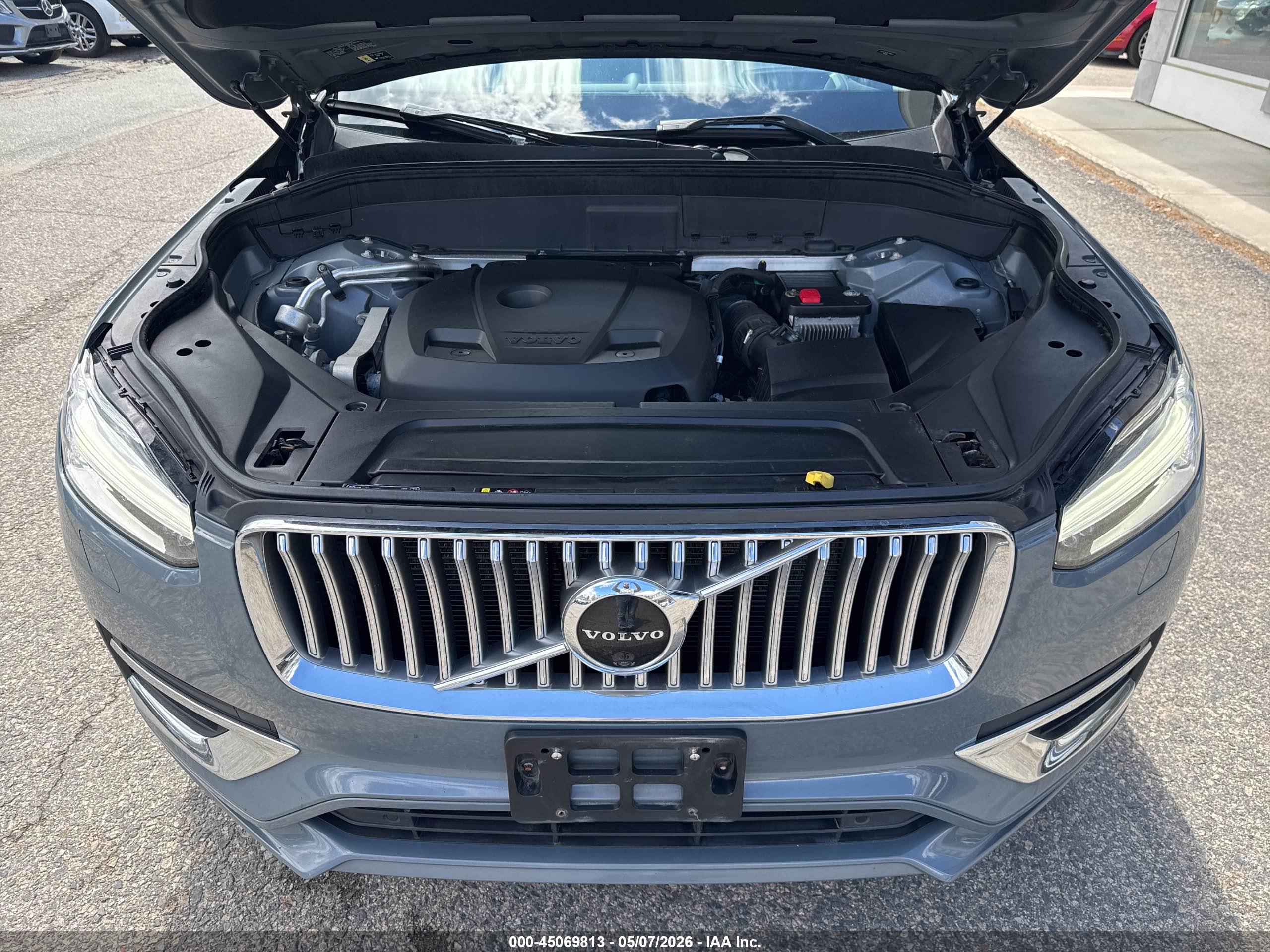 VOLVO XC90 image 10