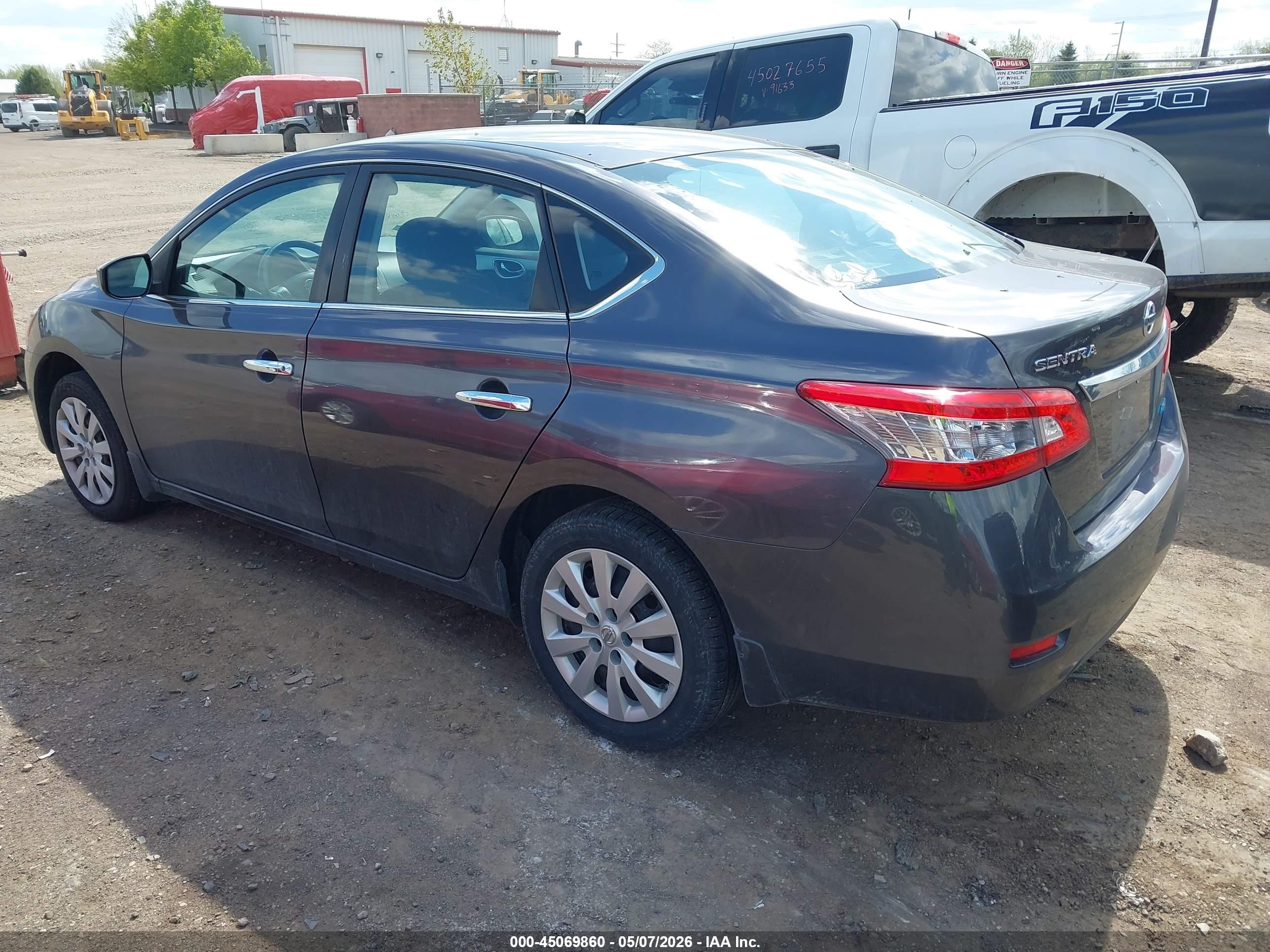 NISSAN SENTRA image 3