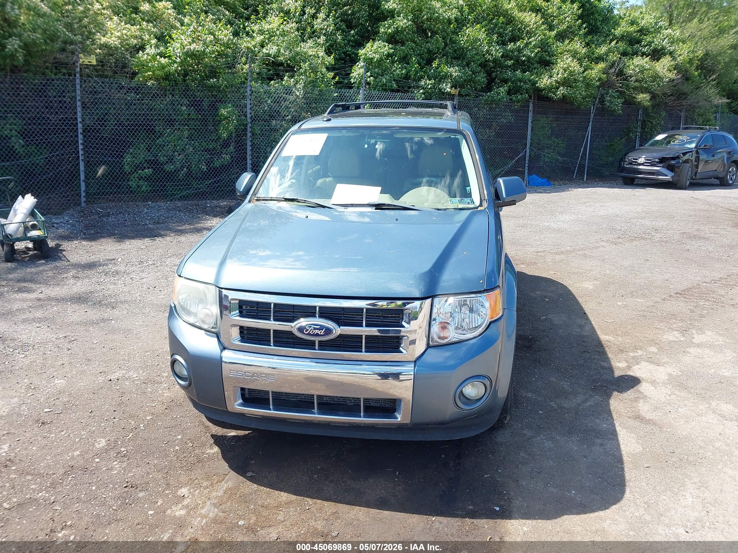 FORD ESCAPE image 6