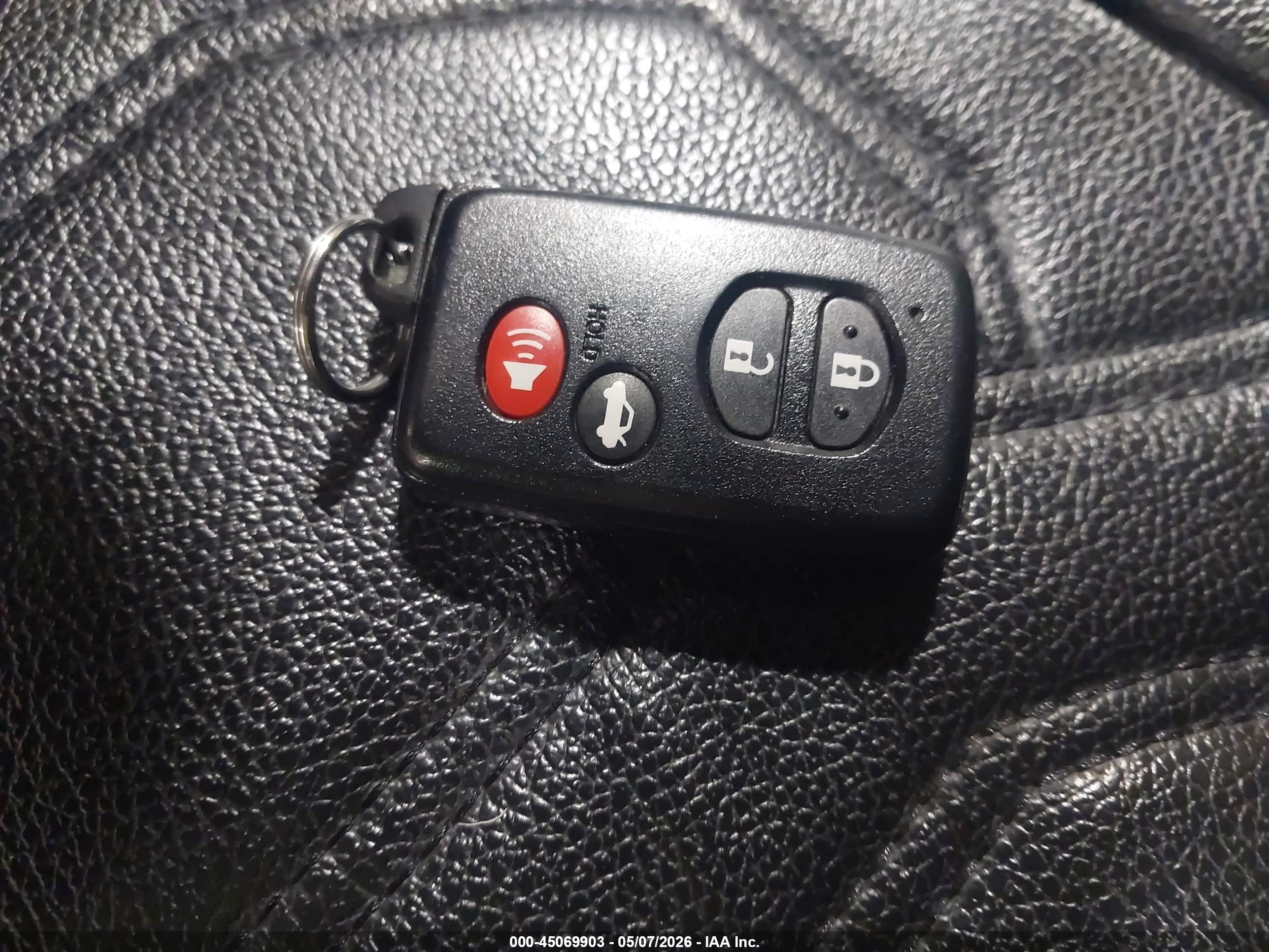 SUBARU FORESTER image 11