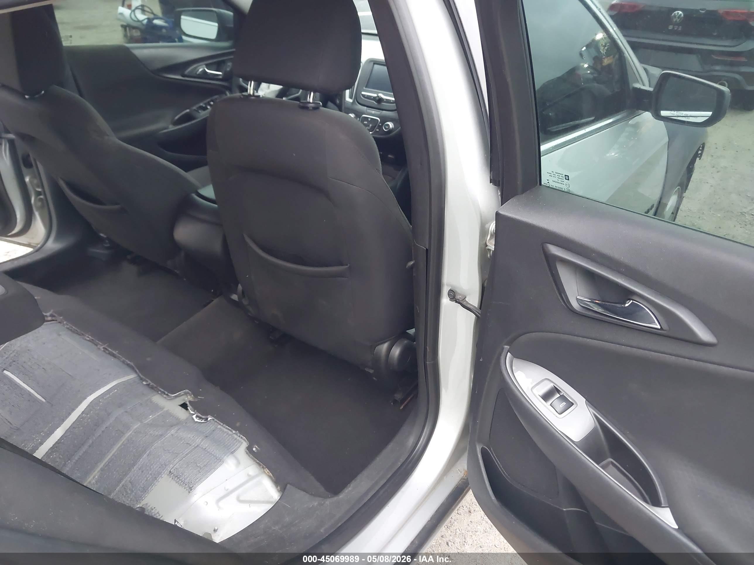 CHEVROLET MALIBU image 8