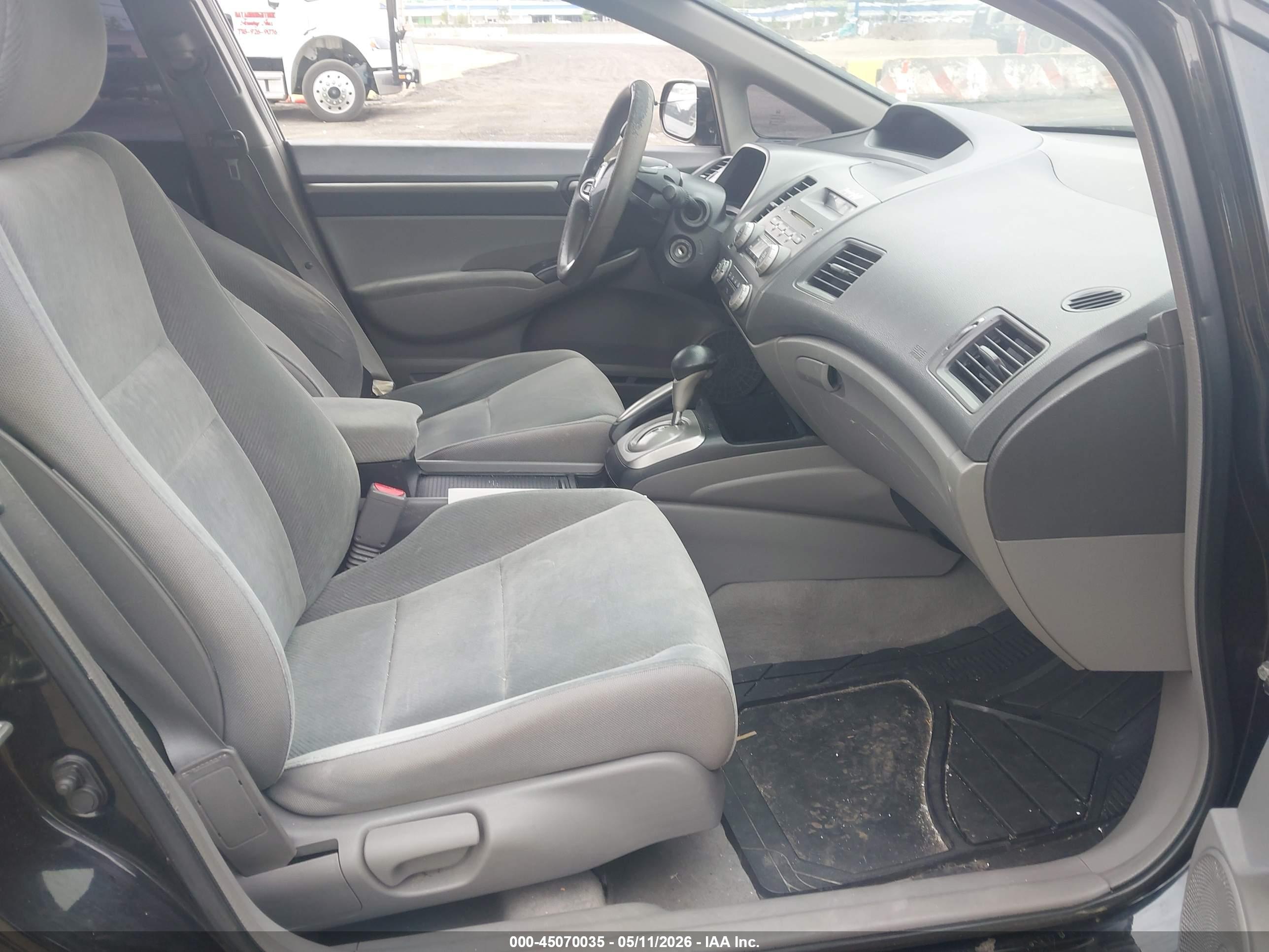 HONDA CIVIC image 5