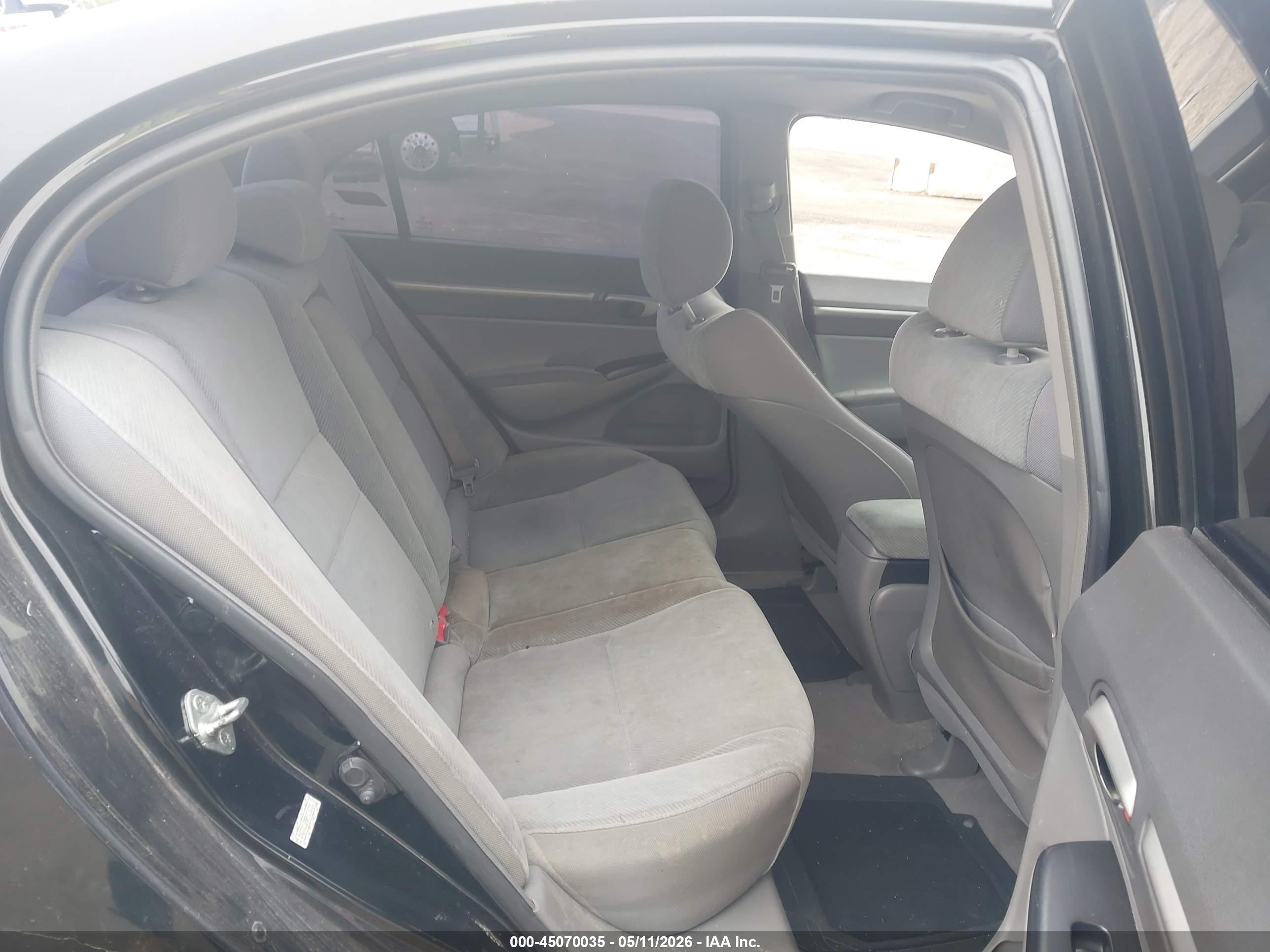 HONDA CIVIC image 8