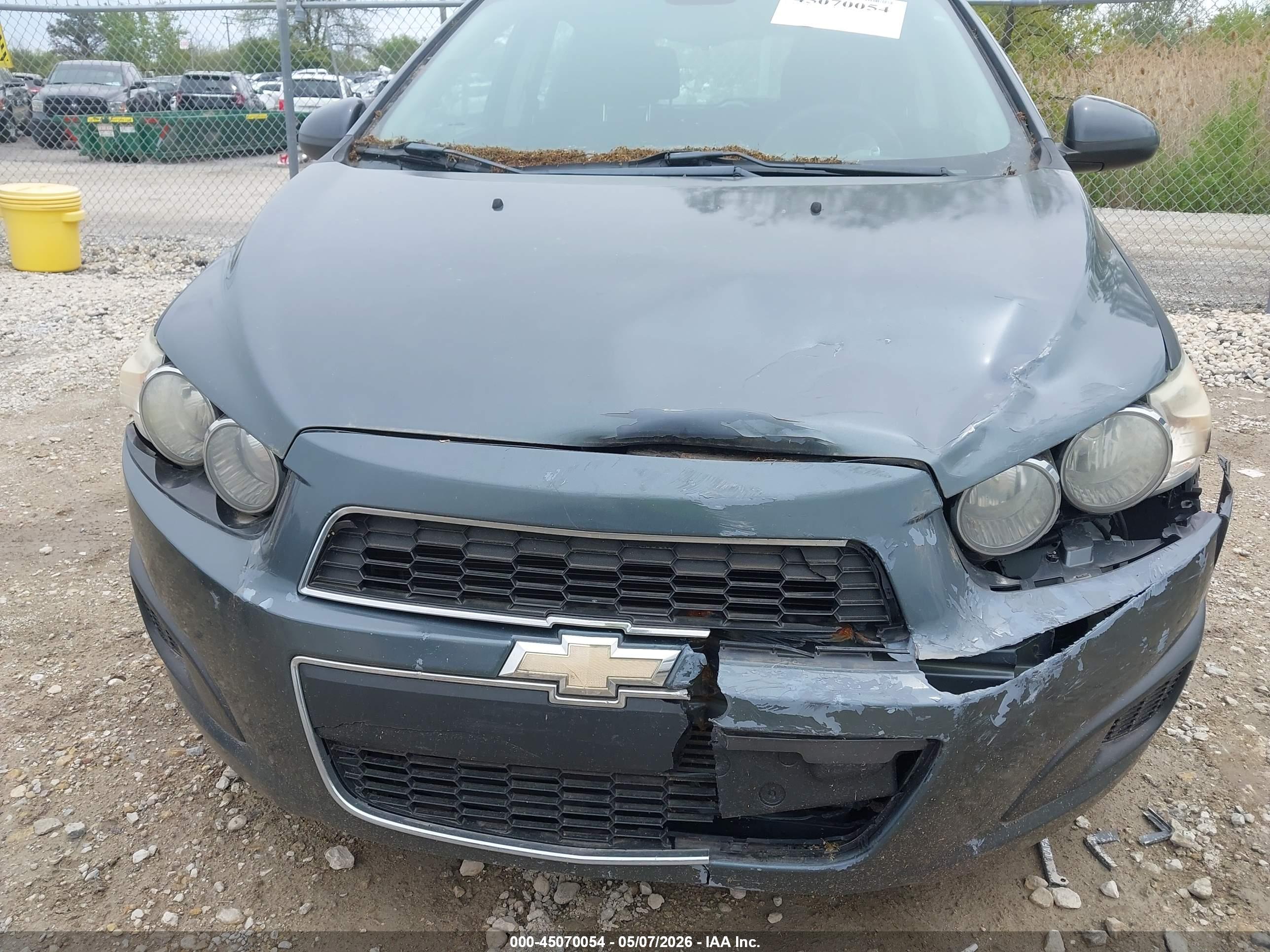 CHEVROLET SONIC image 6