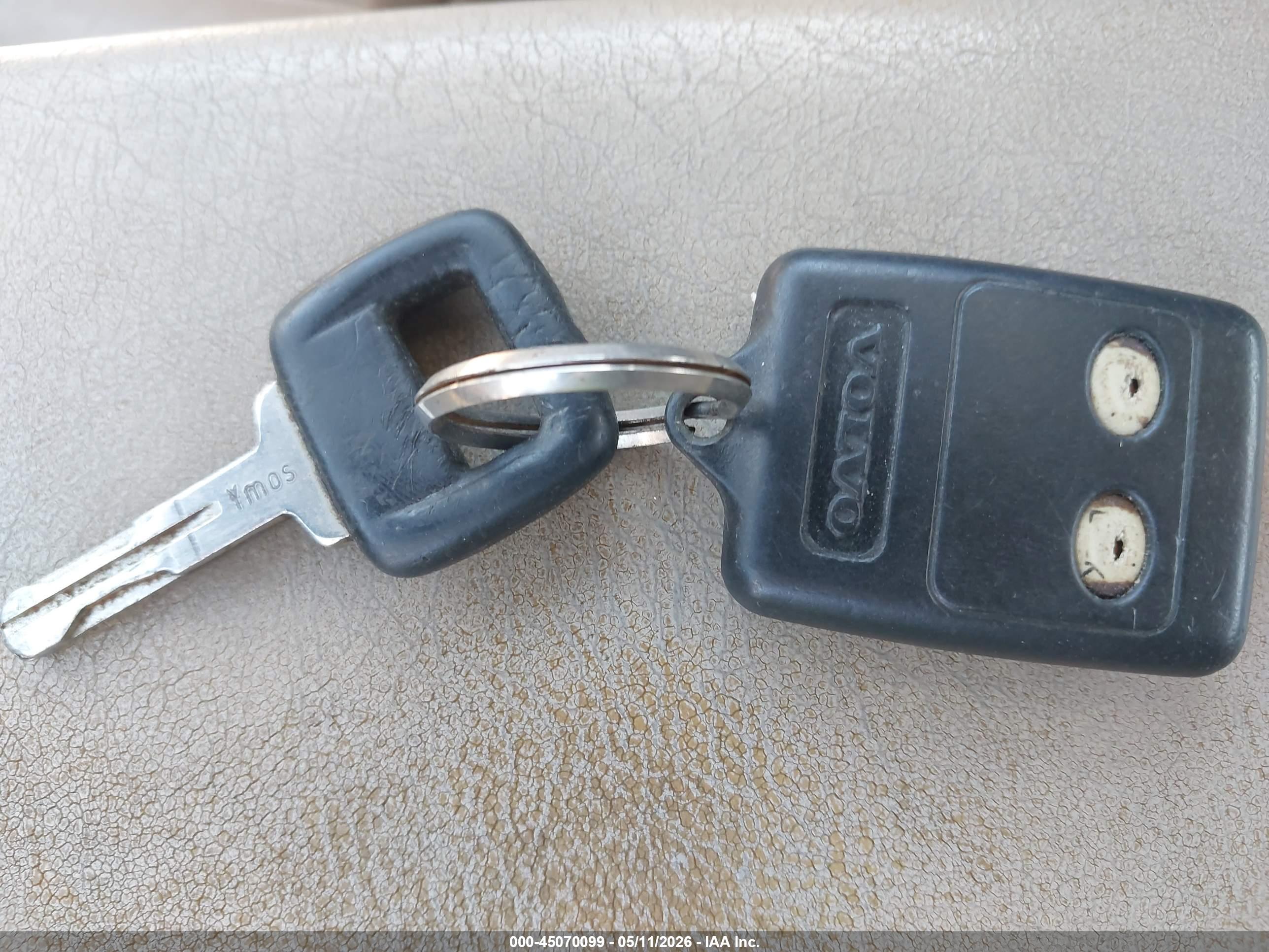 VOLVO 850 image 11